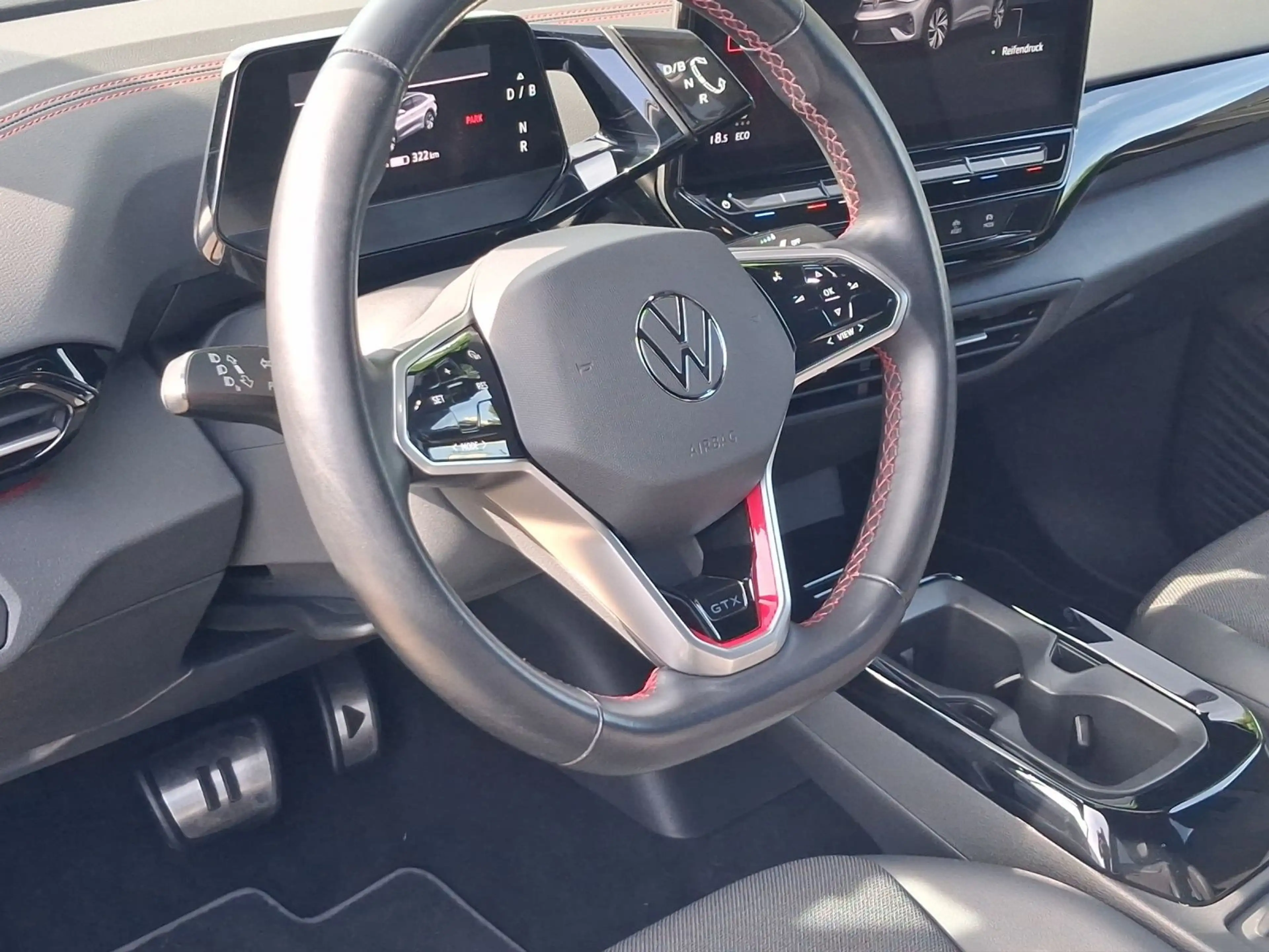 Volkswagen ID.5 GTX IQ.LIGHT HuD LM20 — photo 9