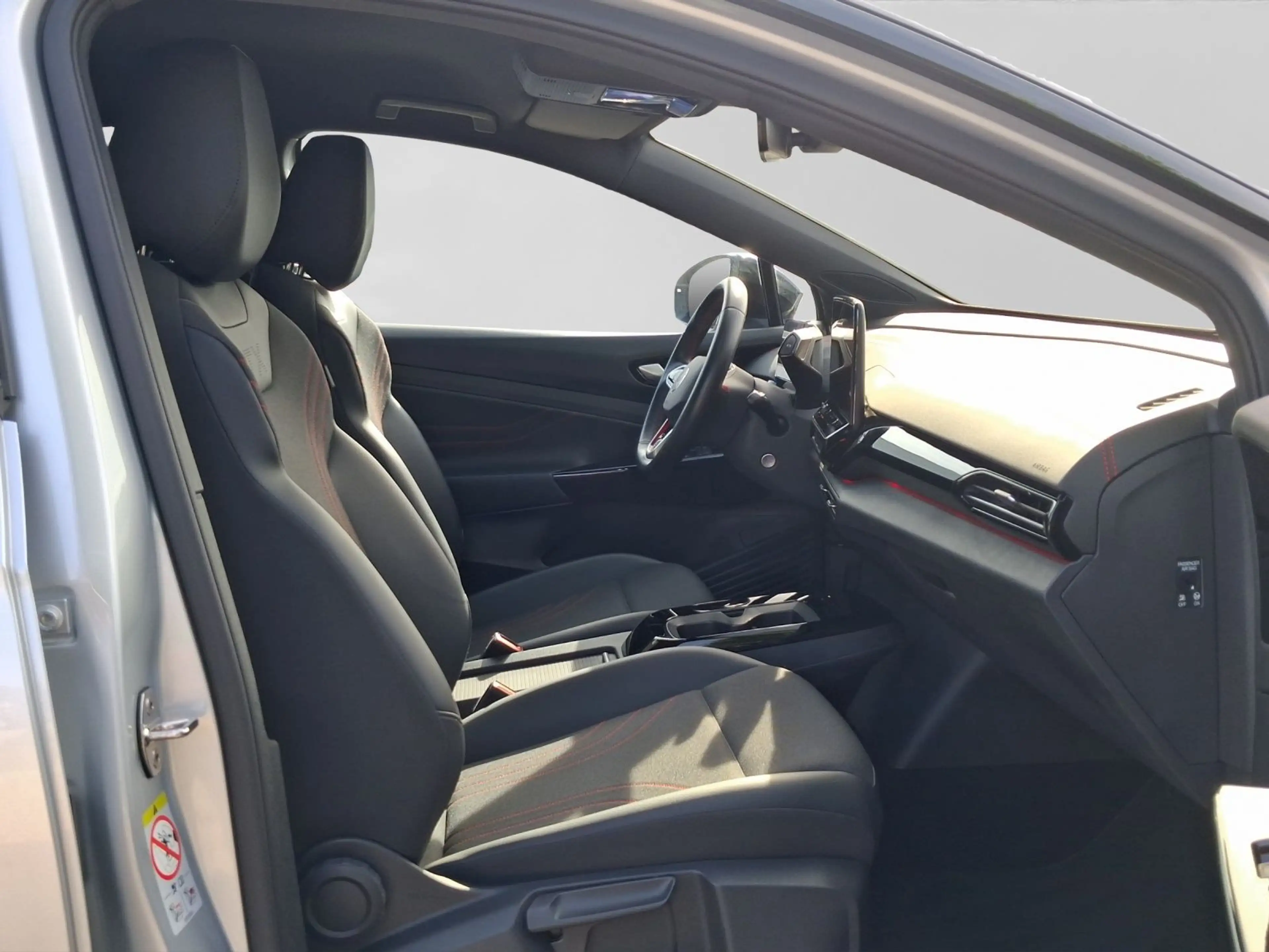Volkswagen ID.5 GTX IQ.LIGHT HuD LM20 — photo 4