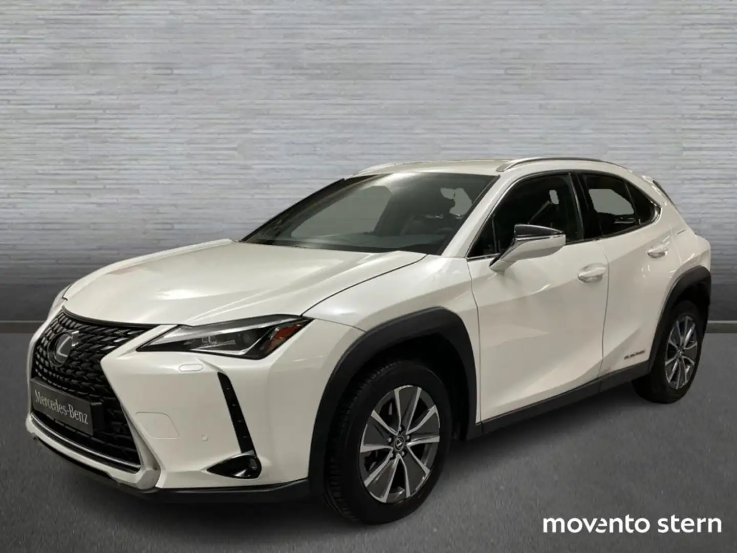 Lexus UX 300e Eco Weiß - 1