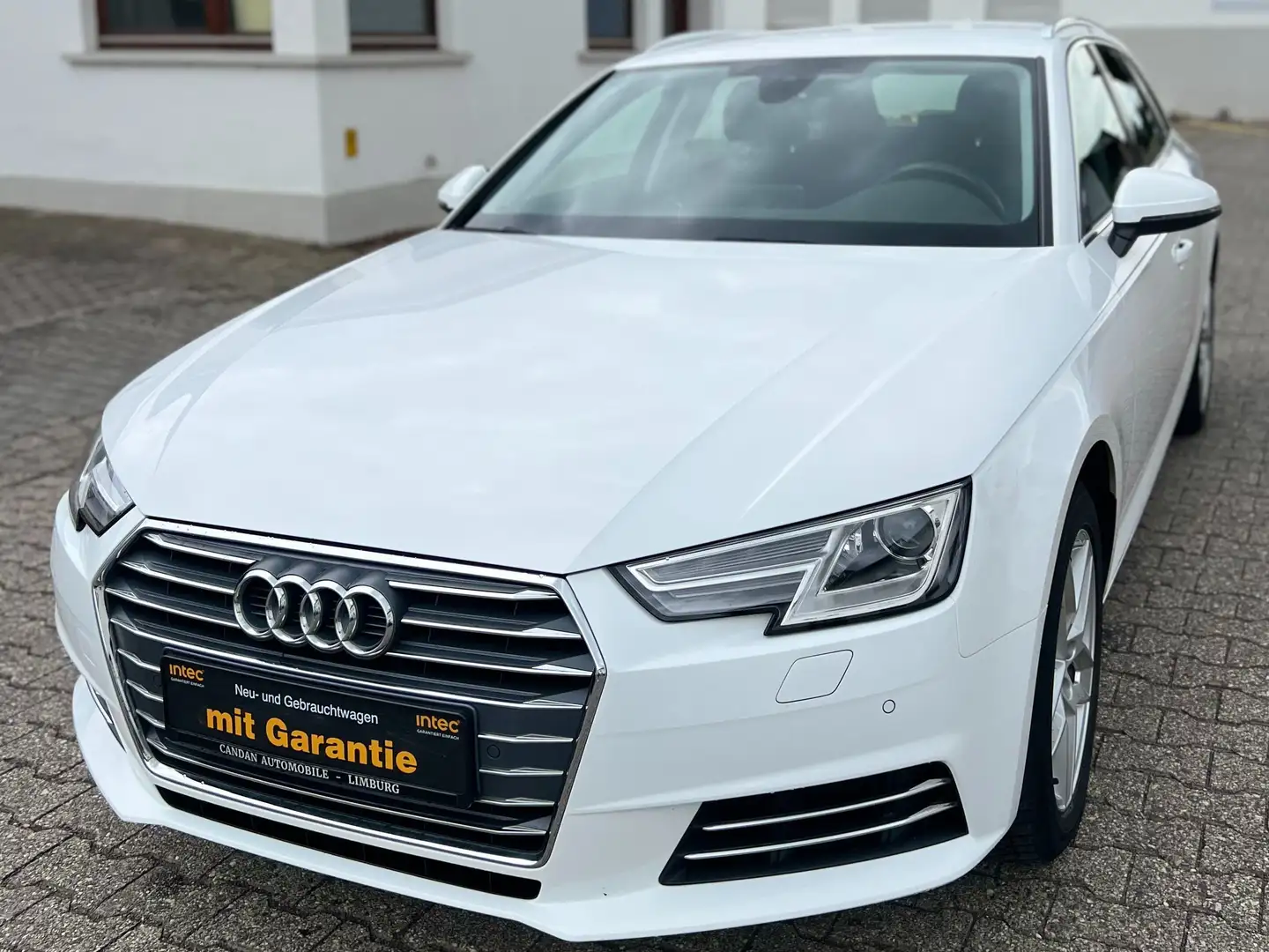 Audi A4 sport*VIRTUAL*Automatik Weiß - 1