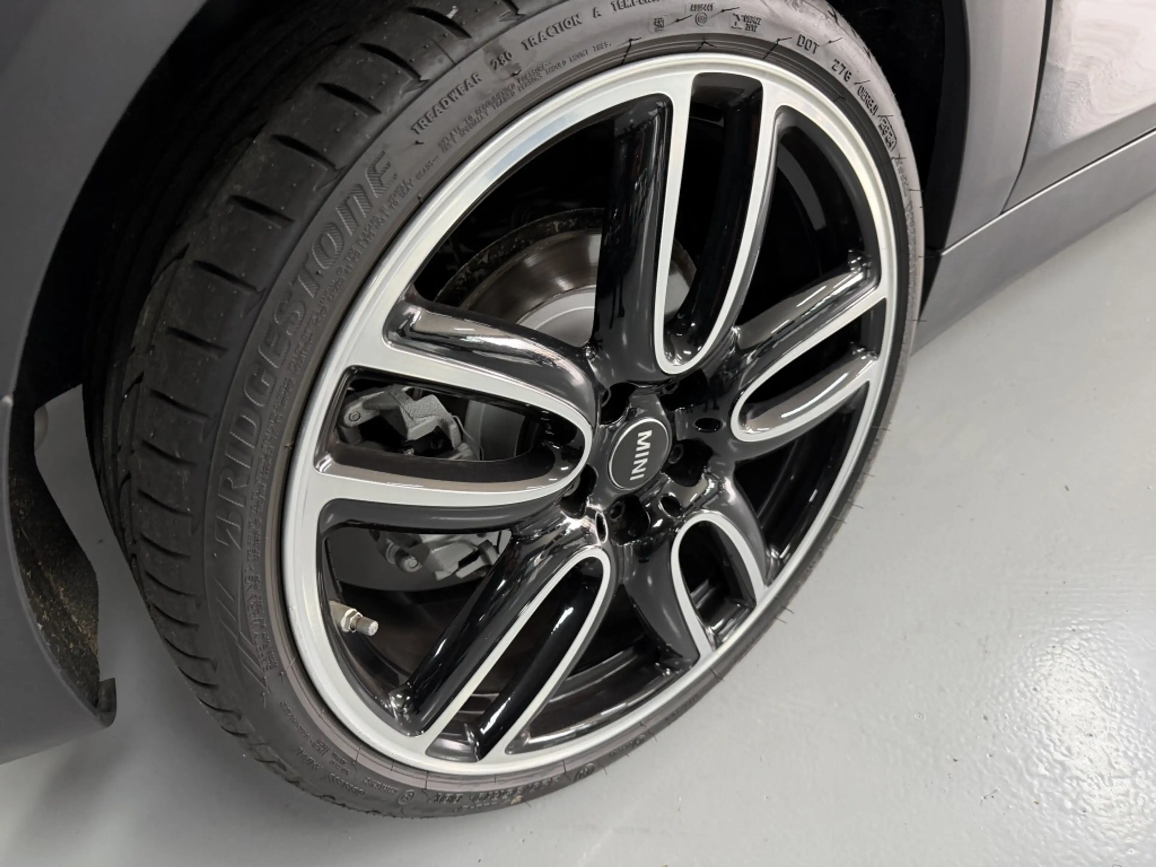 MINI John Cooper Works Clubman 2.0 S JCW AUT. PANO 192PK 2019 — photo 12