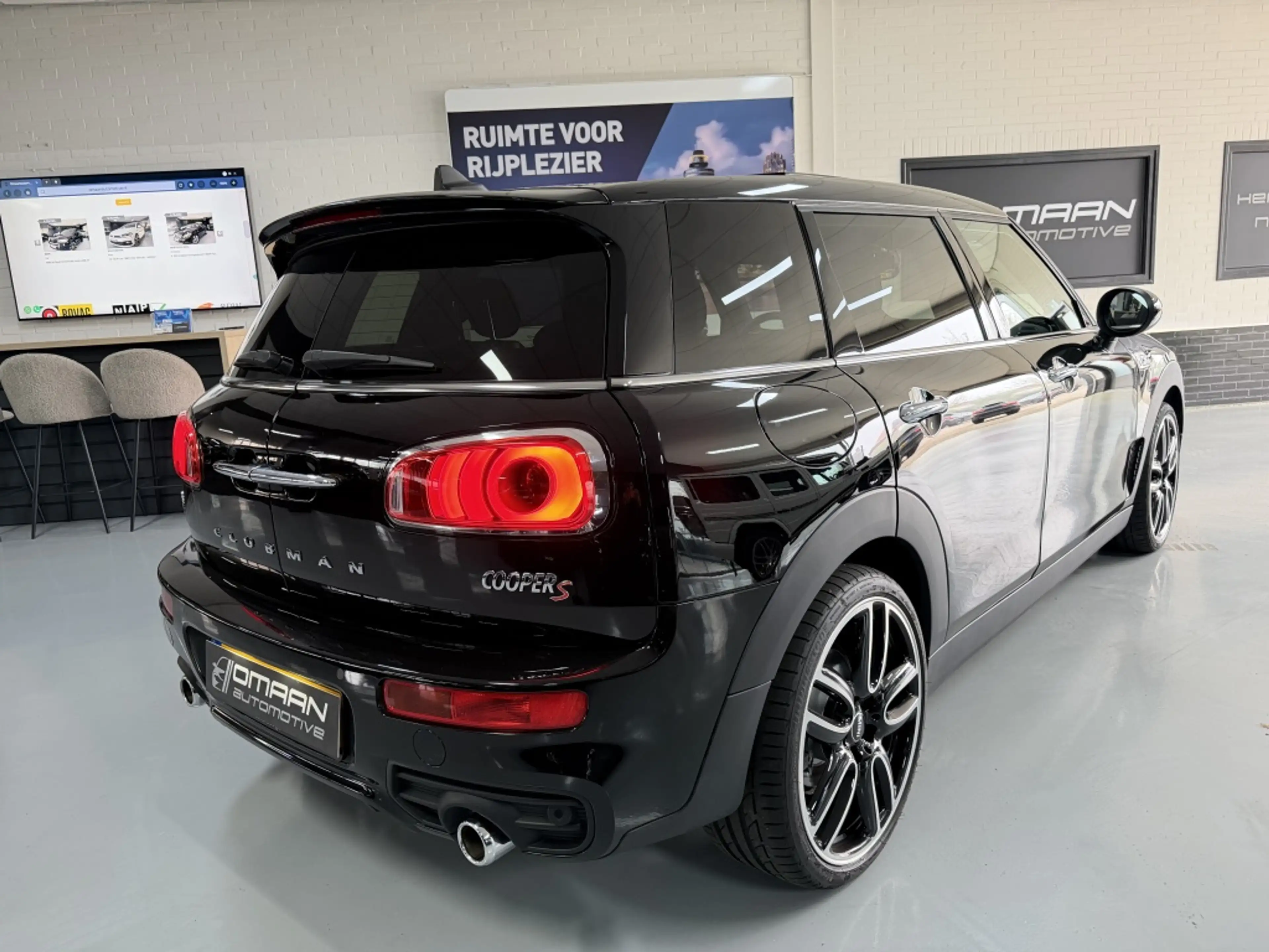 MINI John Cooper Works Clubman 2.0 S JCW AUT. PANO 192PK 2019 — photo 3