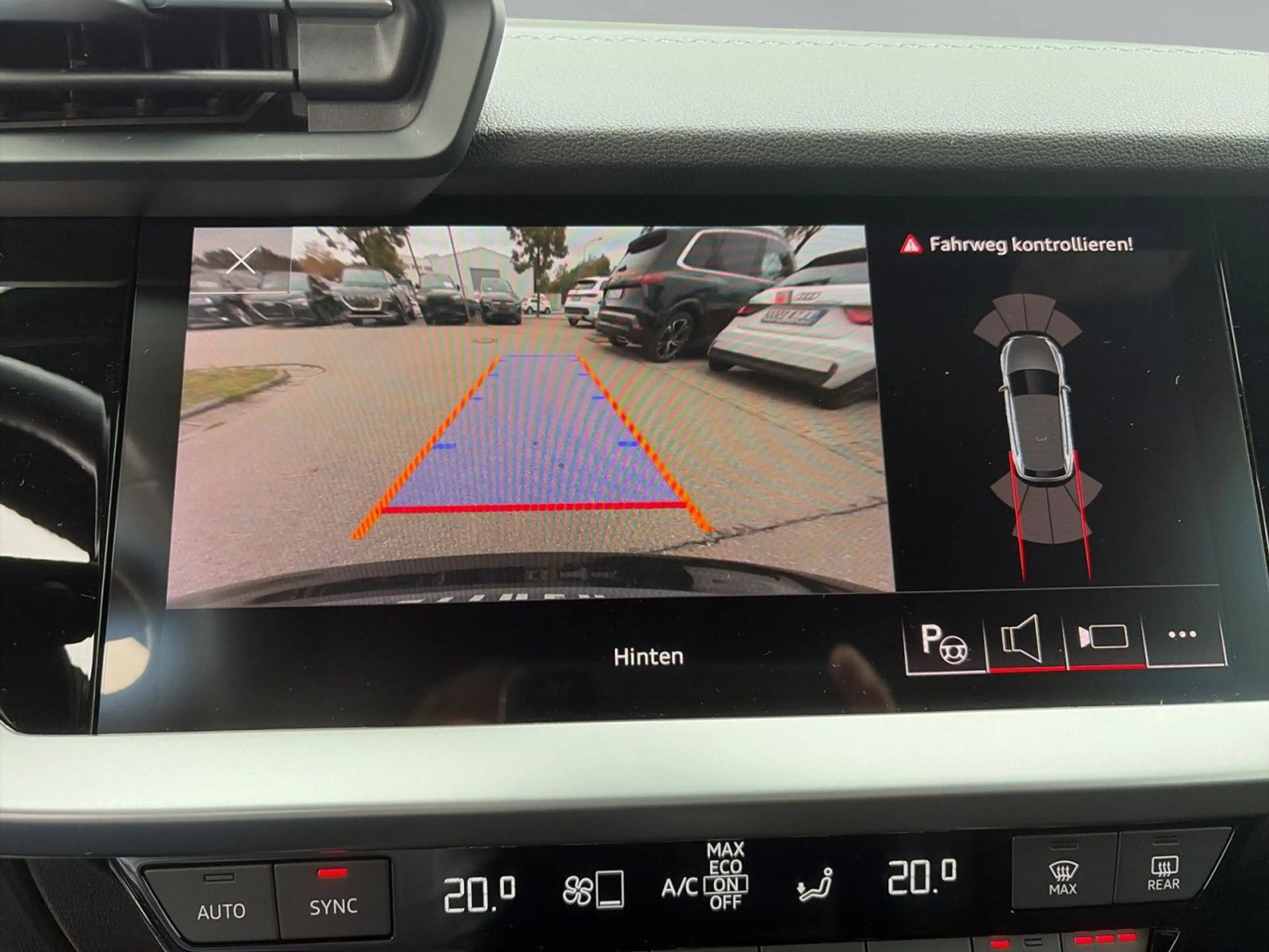 Audi S3 Sportback 2.0 TFSI quattro s-tronic LED B&O PDC — photo 13