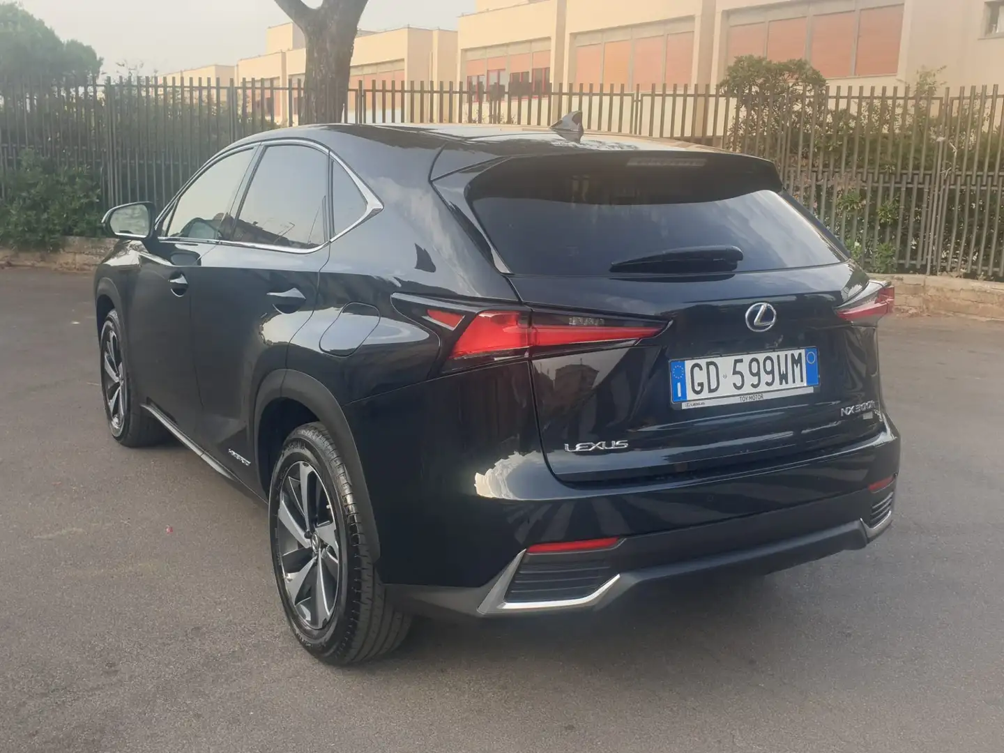 Lexus NX 300h luxury full optional - 1
