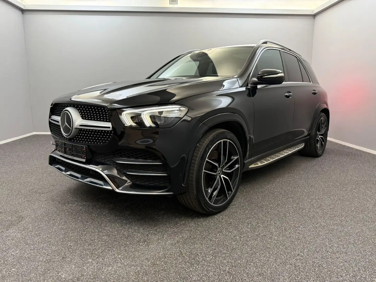 Mercedes-Benz GLE 400 d 4M AMG-LINE*PANO*AIRM*22Z*DISTR*MEGAVO Negro - 1