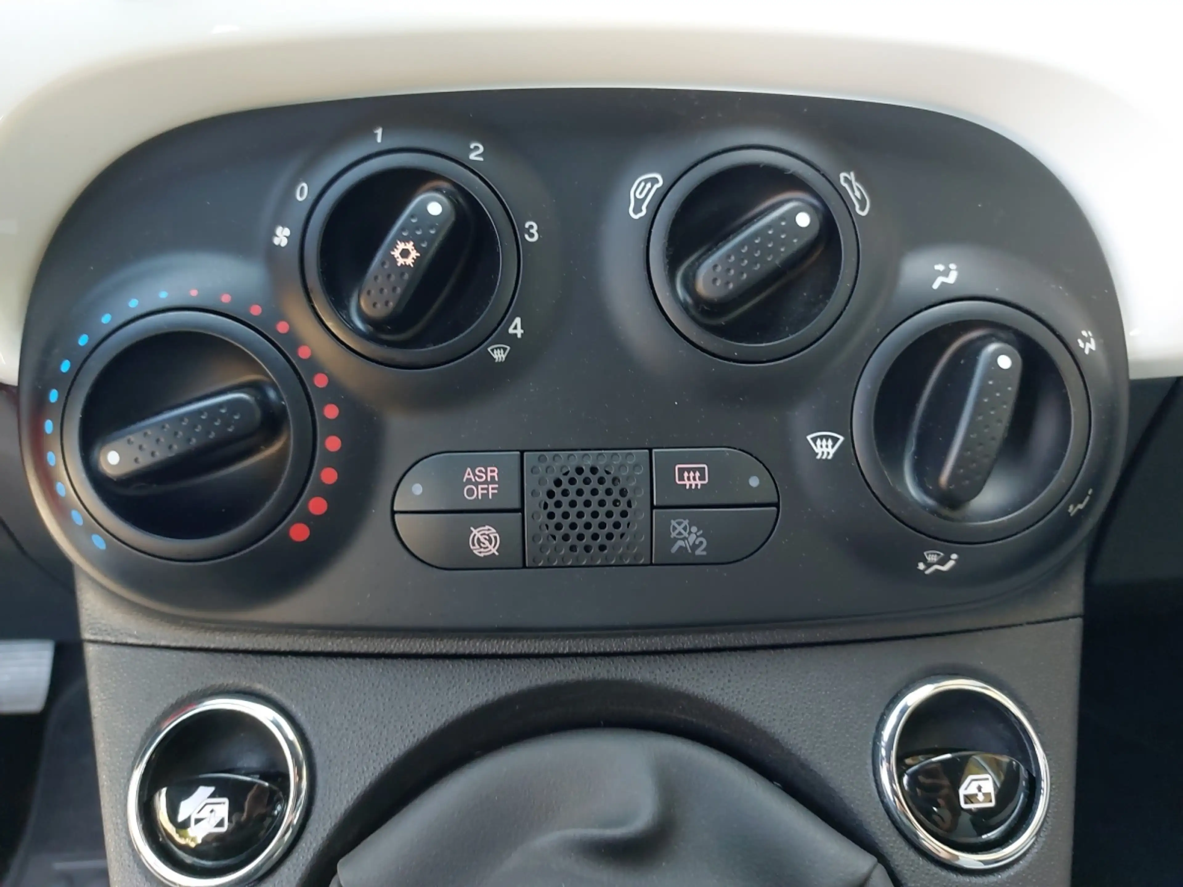 Fiat 500C Firefly 70 Dolcevita Plus — photo 16