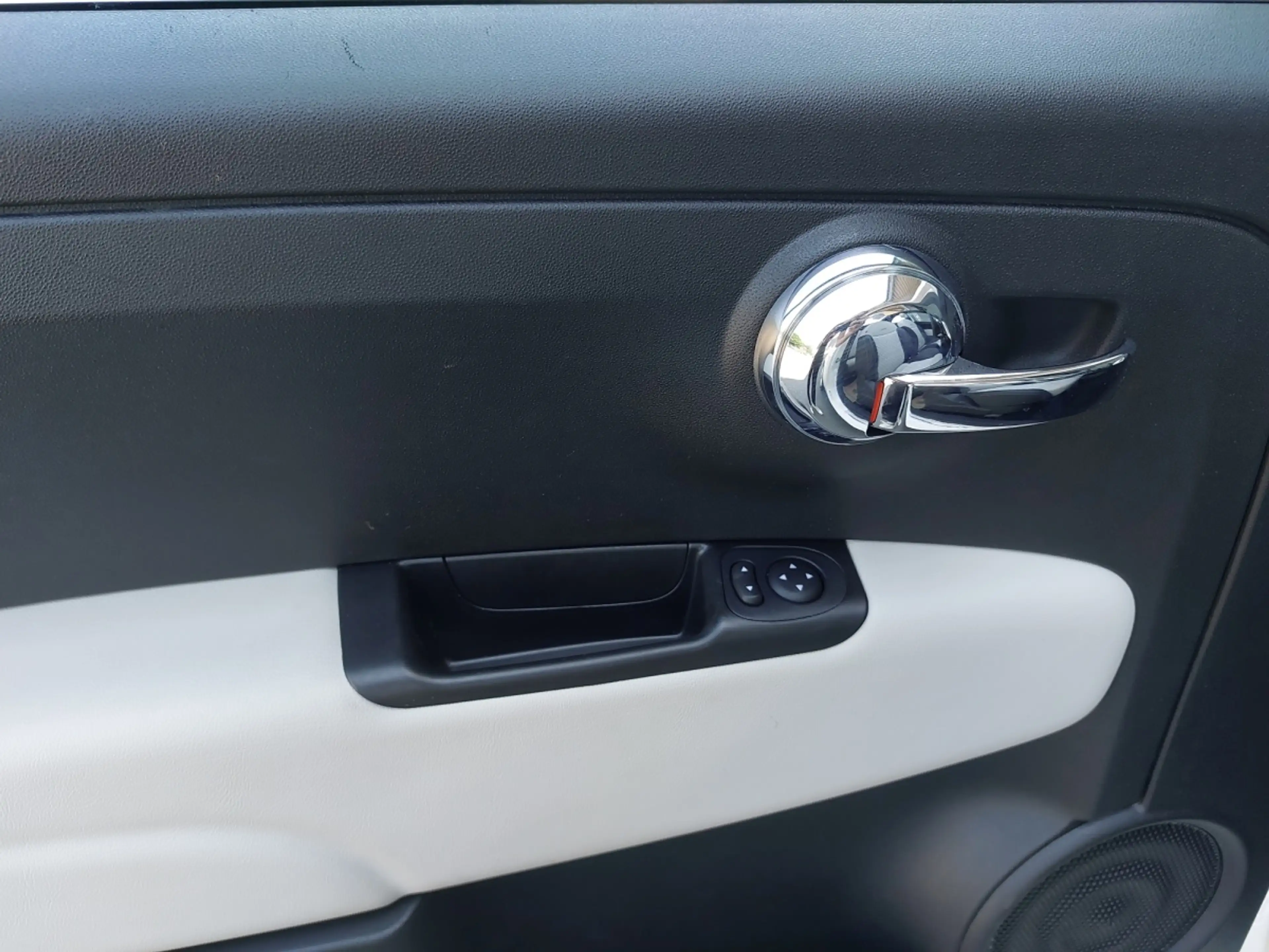 Fiat 500C Firefly 70 Dolcevita Plus — photo 17