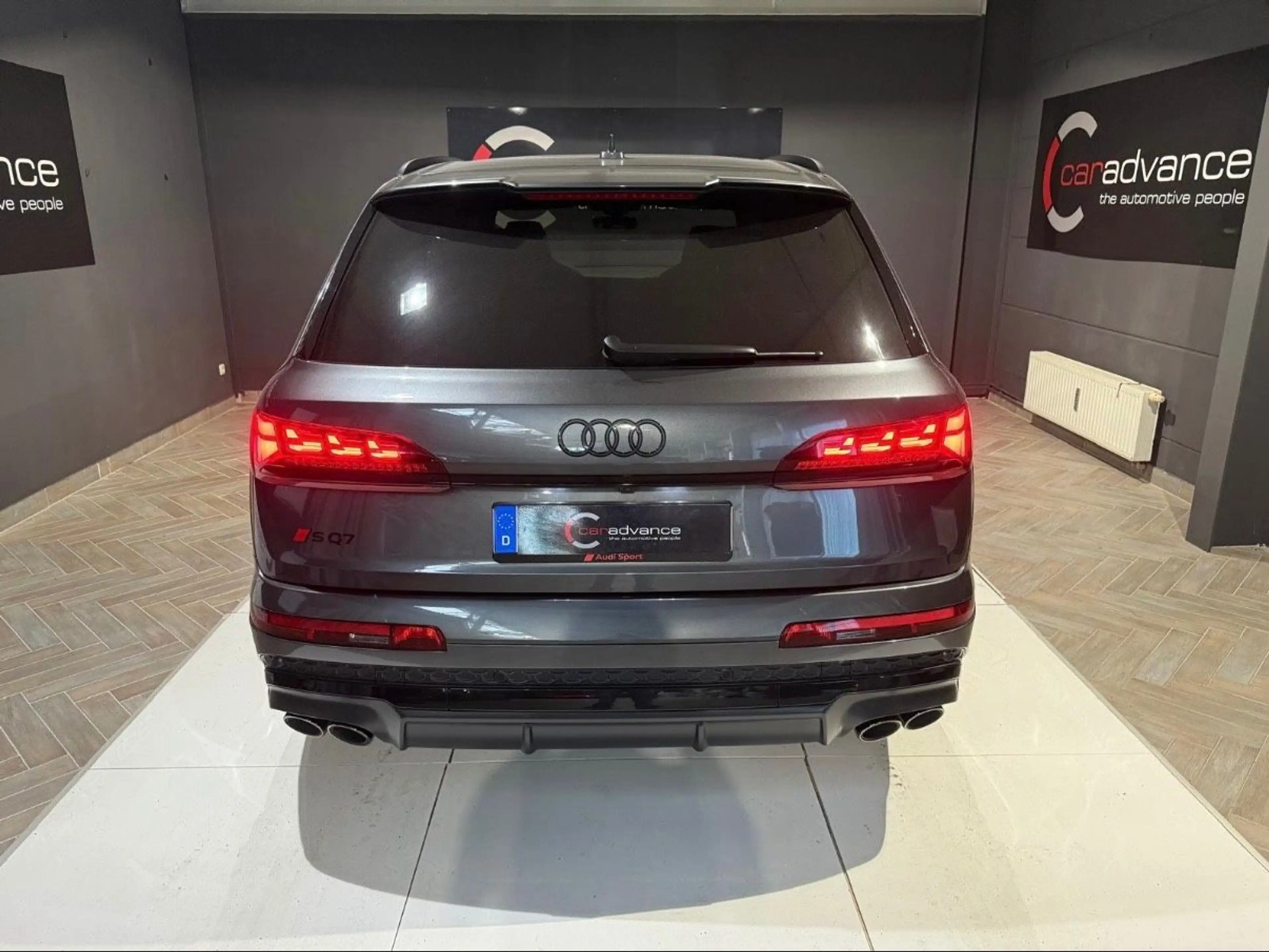 Audi SQ7 TFSI quattro tiptronic — photo 9