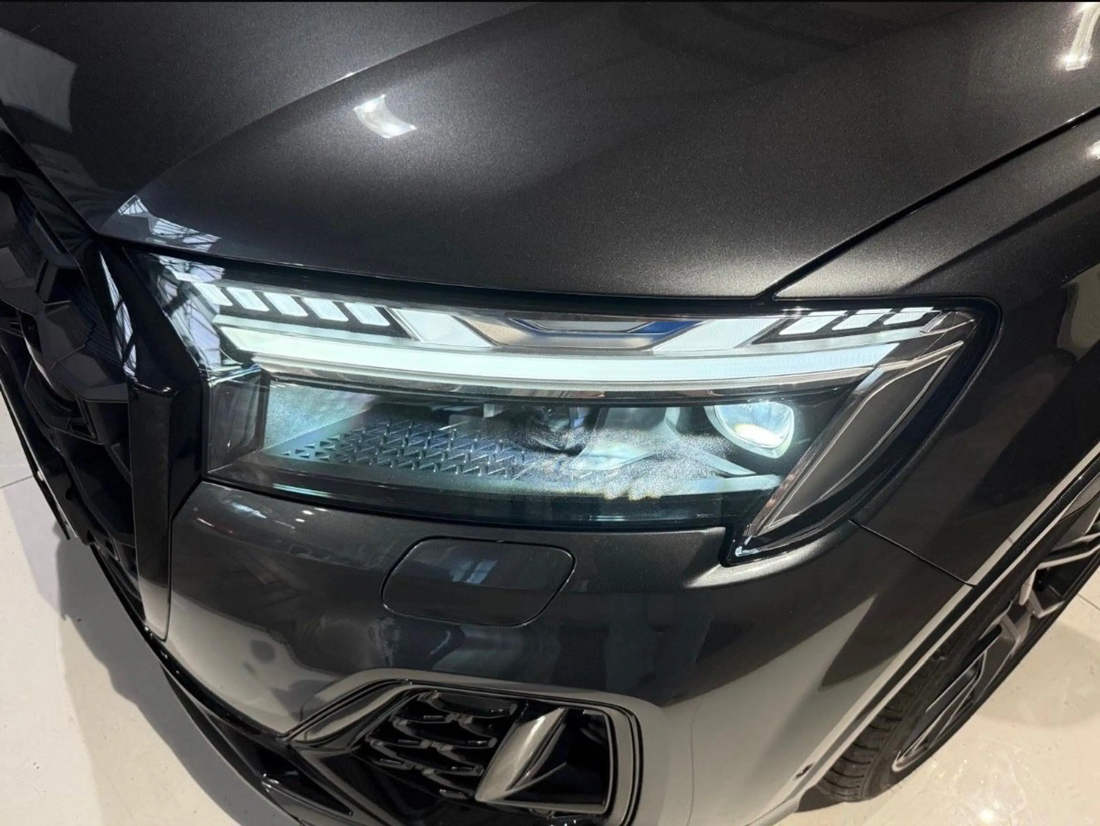 Audi SQ7 TFSI quattro tiptronic — photo 4