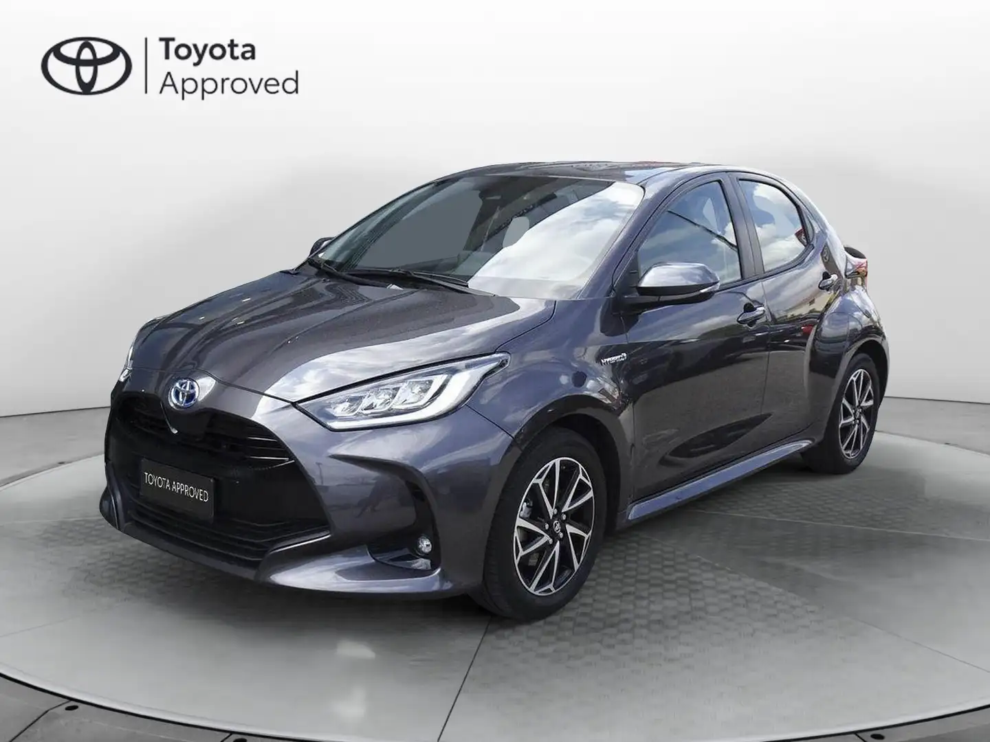 Toyota Yaris Yaris 1.5 Hybrid 5 porte Trend Grigio - 1