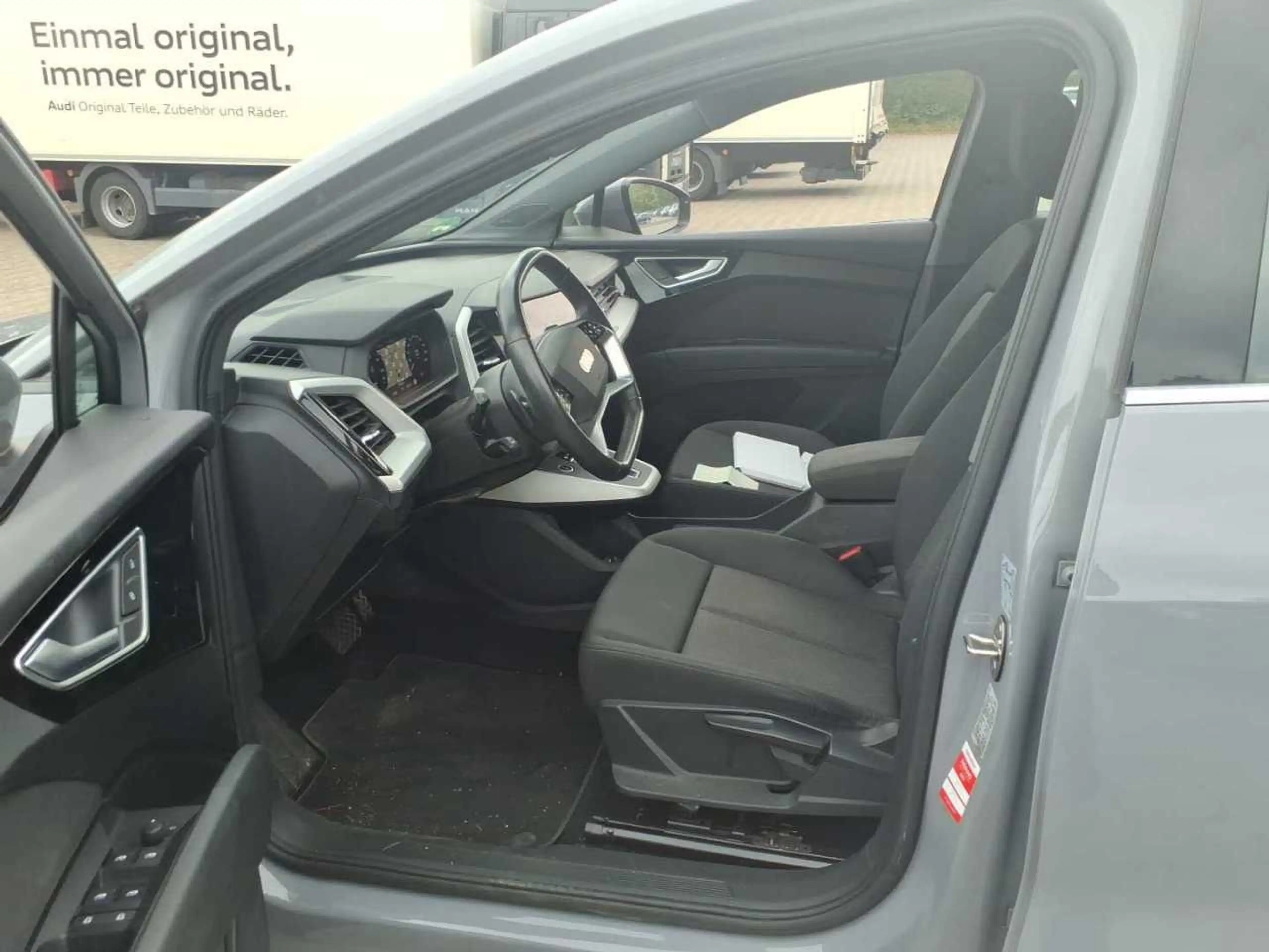 Audi Q4 e-tron 40 / Sonos, Navi+, AHK, WP — photo 7