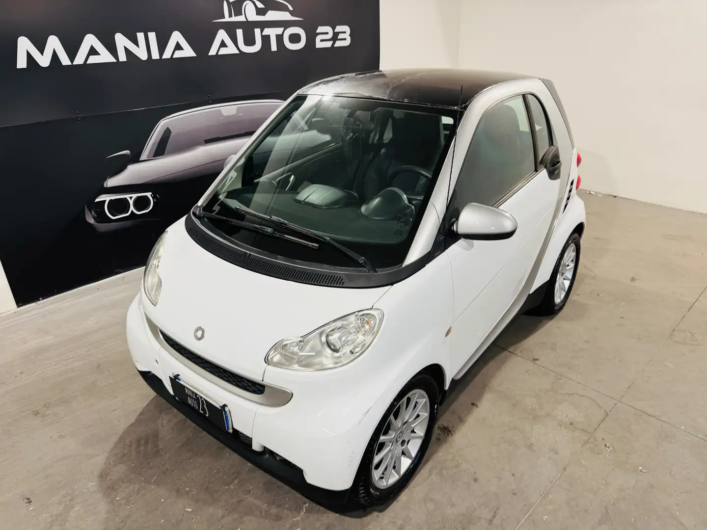 smart forTwo Fortwo II  1.0 mhd Pulse 71cv*NEOPATENTATI* Bianco - 2