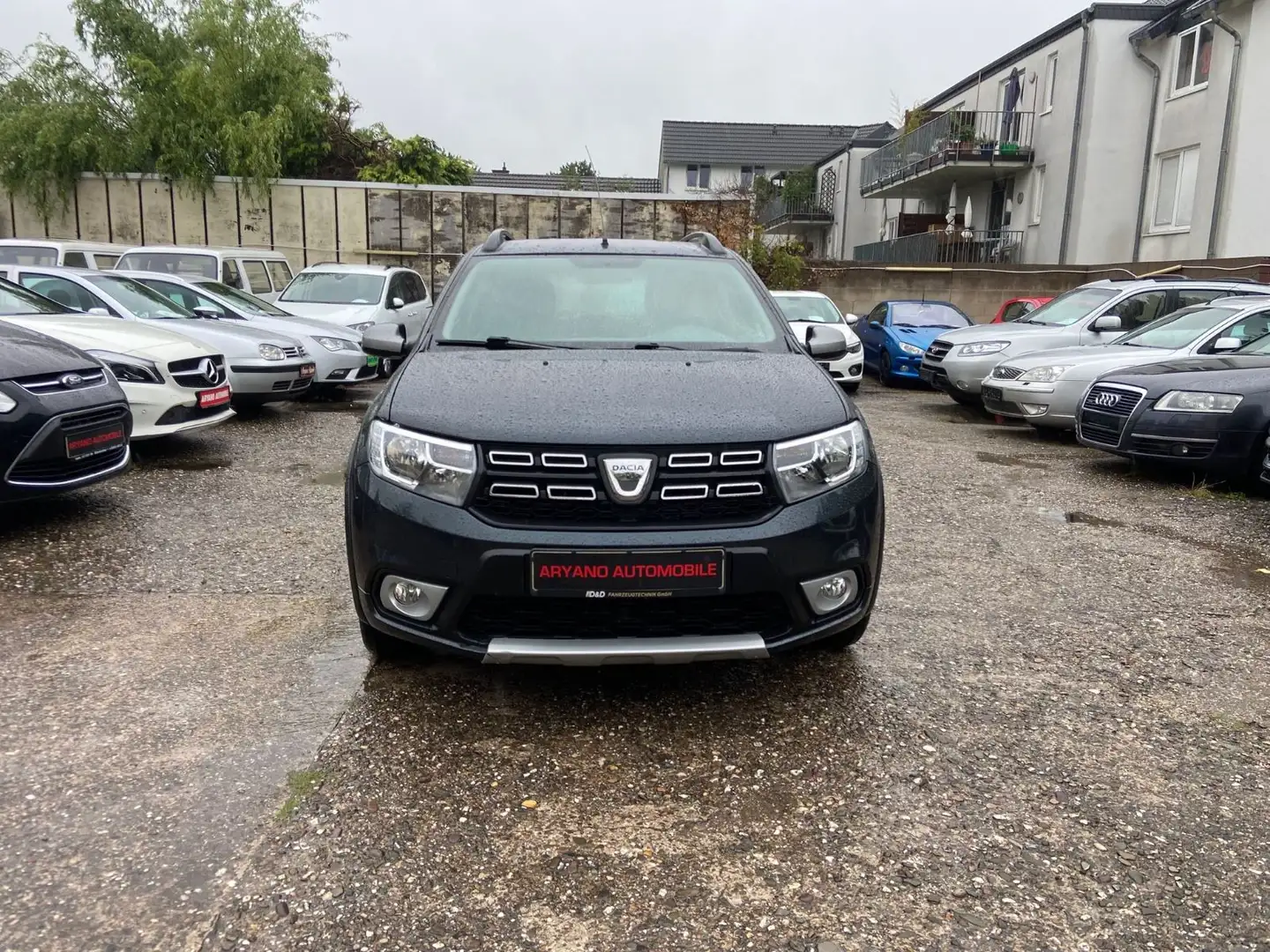 Dacia Logan MCV II Stepway*Navi*Klima*EU6*57 Tkm Серый - 1