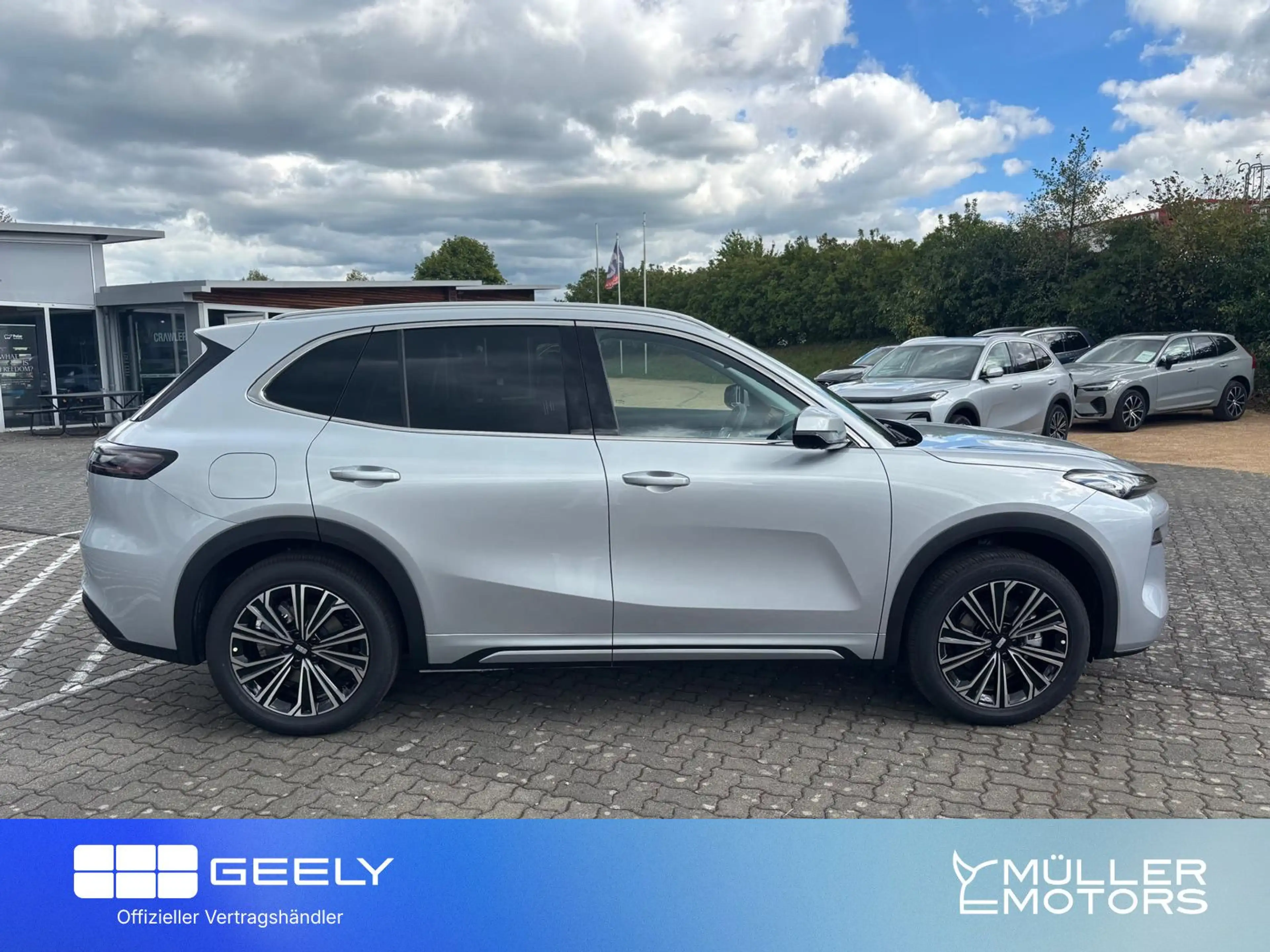 Geely Starray EM-i Max+ Massage Head-Up Panorama — photo 5