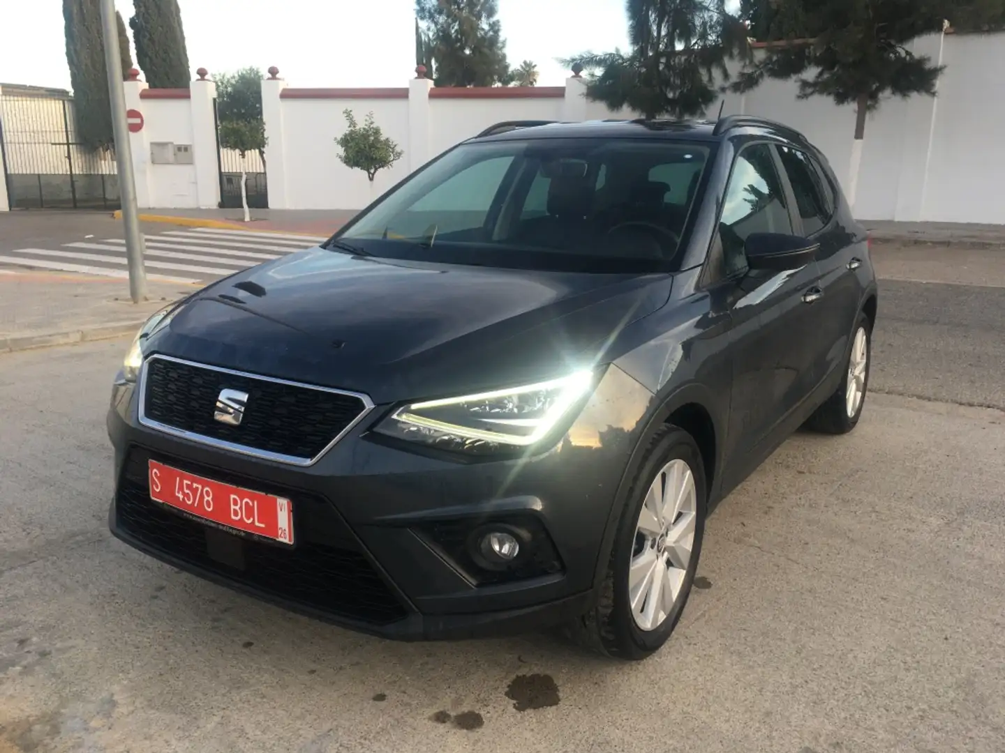 SEAT Arona 1.0 TSI Ecomotive S&S Xcellence 115 Gris - 2