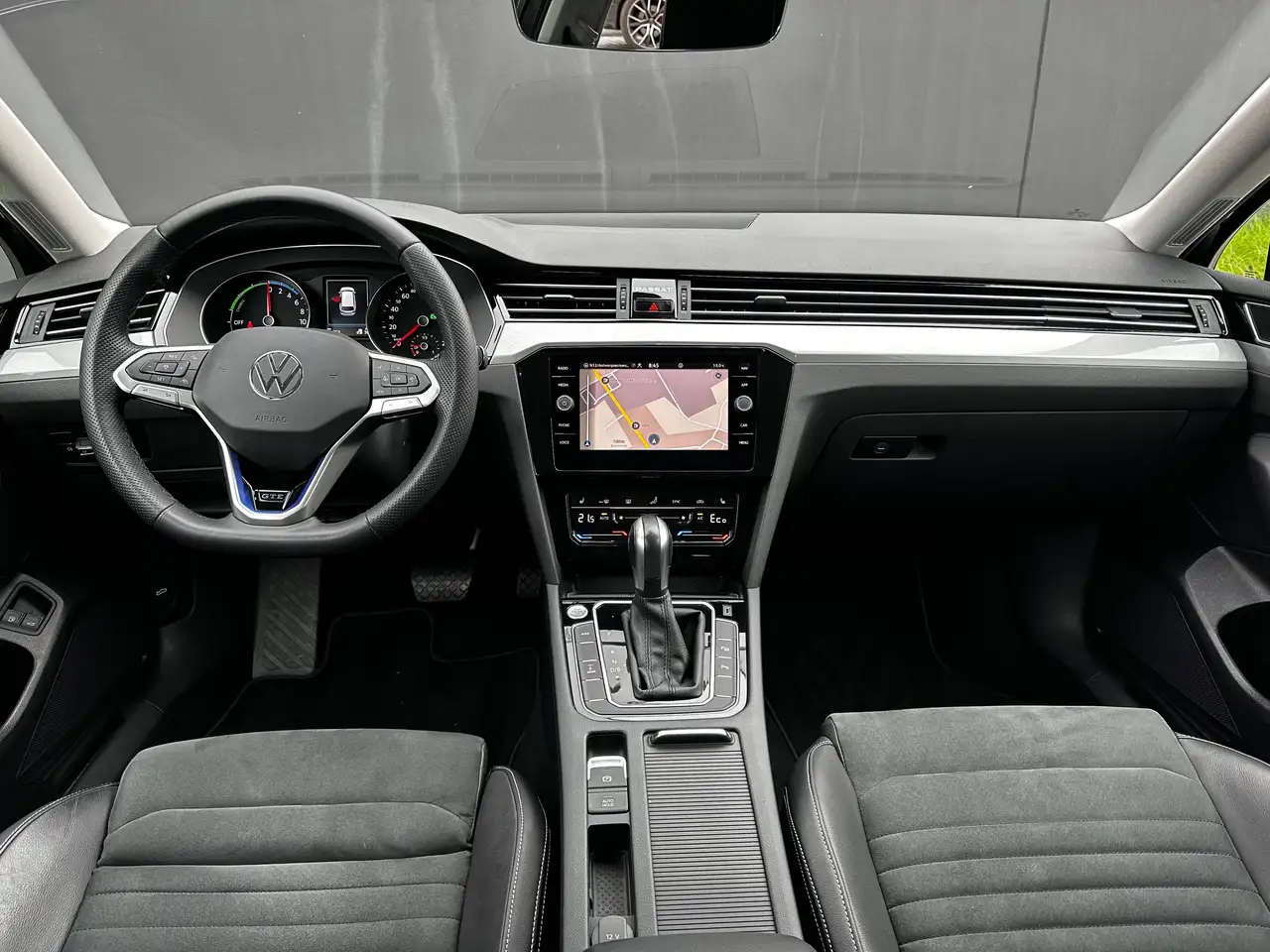 Volkswagen Passat **VERKOCHT**GTE 1.4eHybrid PHEV*AUT.*LEDER-ALCANTARA*NAVI*VIRTUAL COCKPIT*IQ LED*CAMERA* CAR PLAY*, миниатюра 12