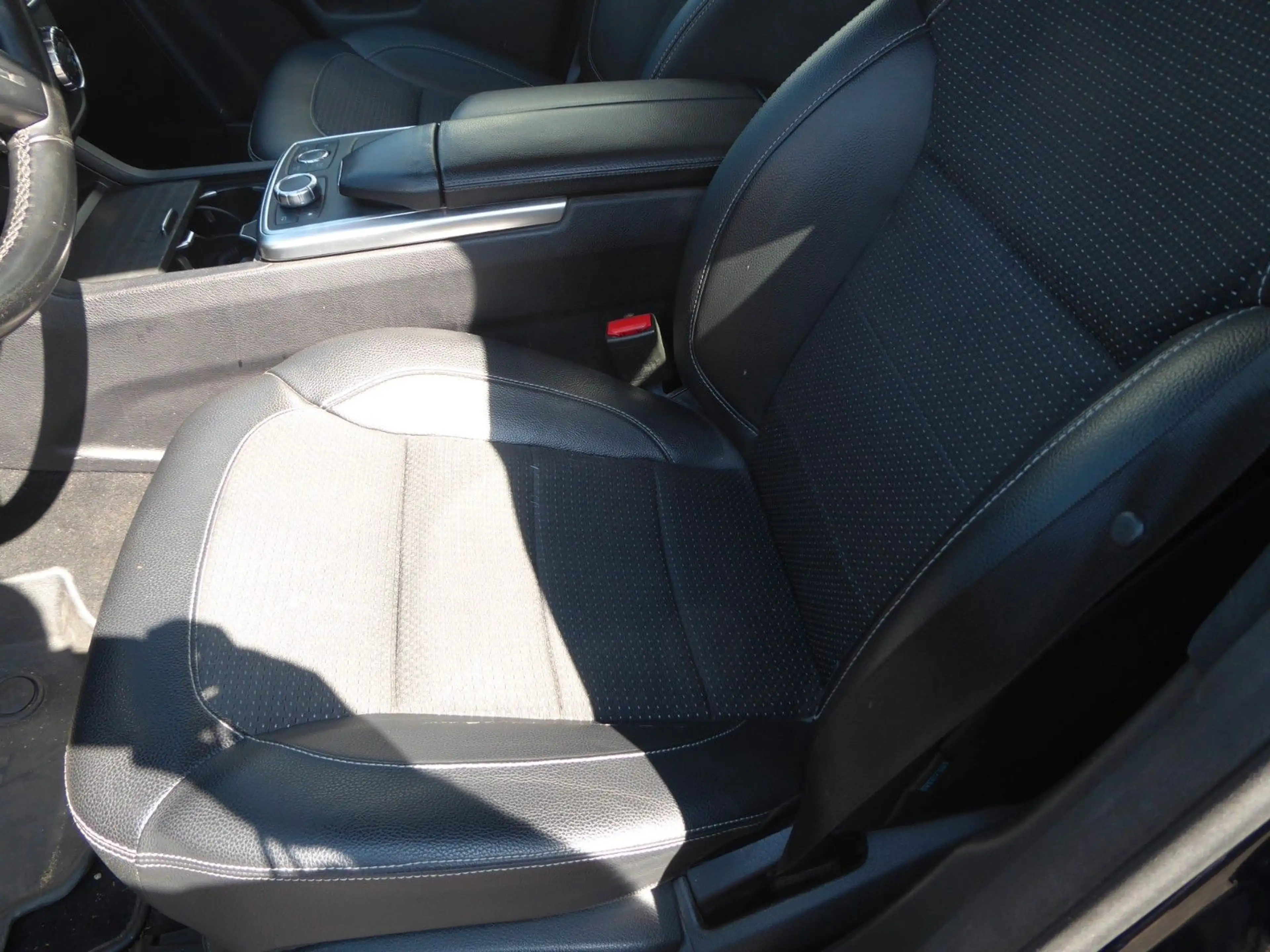Mercedes-Benz ML 350 ML CDI BlueTec 4Matic — photo 7