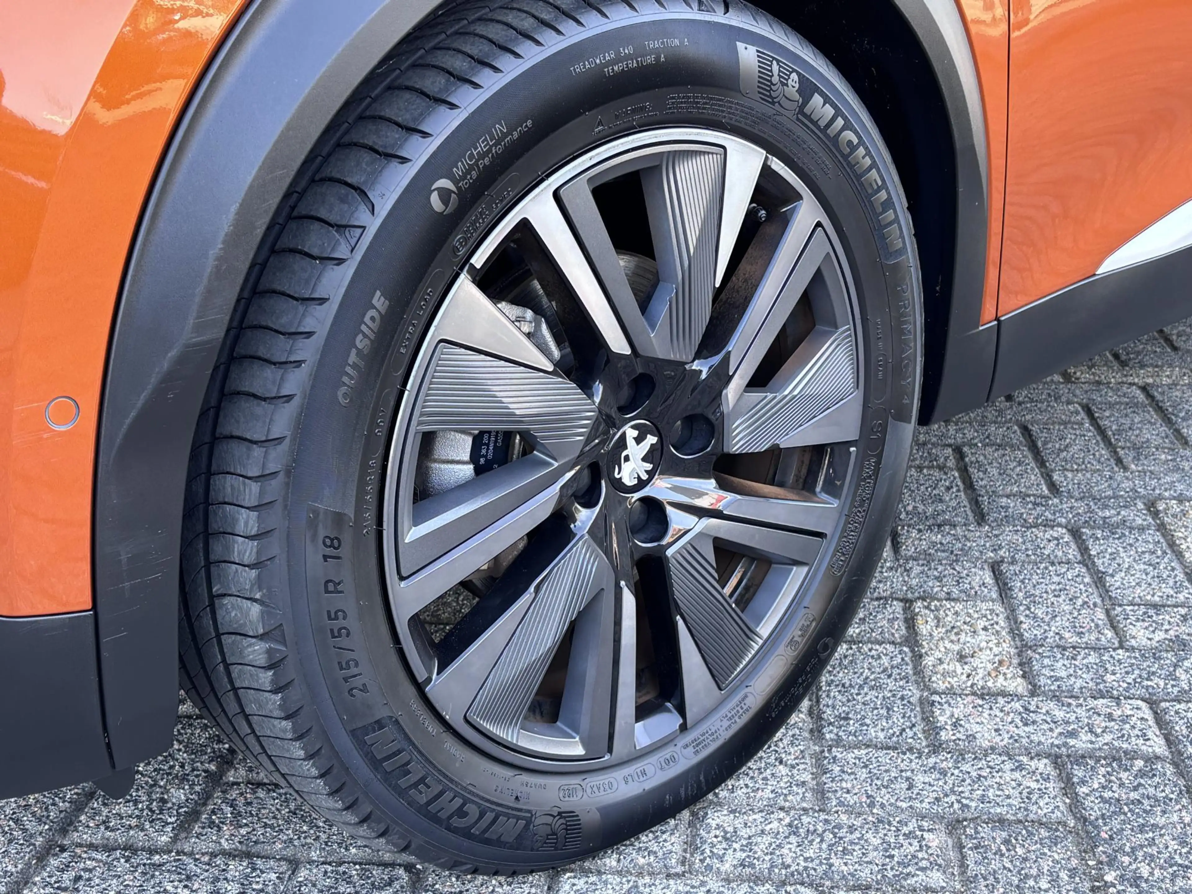 Peugeot e-2008 EV GT Pack 50 kWh Panorama/Trekhaak — photo 5