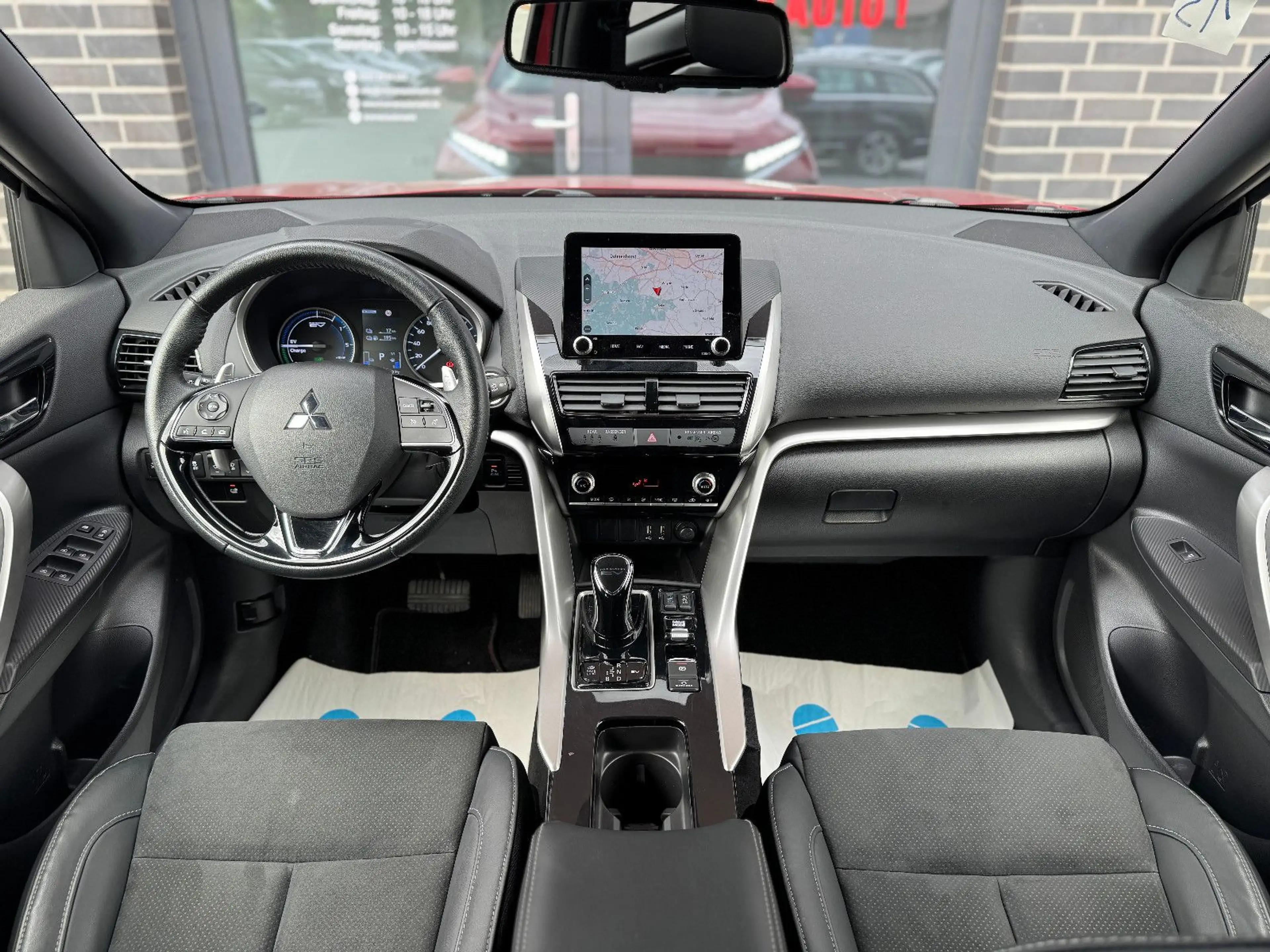 Mitsubishi Eclipse Cross Plus Hybrid 4WD — photo 12