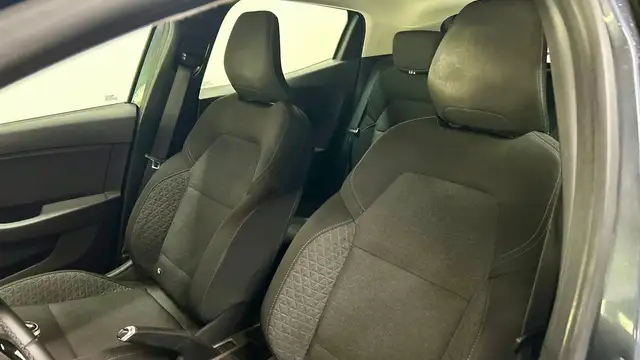 Renault Clio view 10
