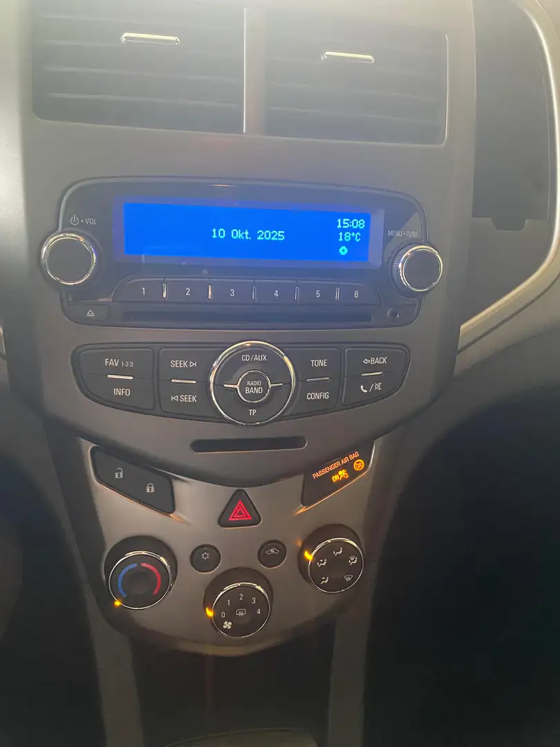 Chevrolet Aveo Aveo 1.4 LT Wit - 2