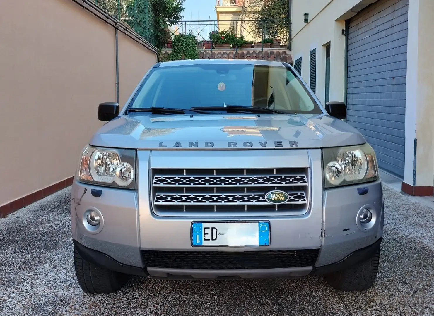 Land Rover Freelander STD4 112Kw euro4 Gris - 1