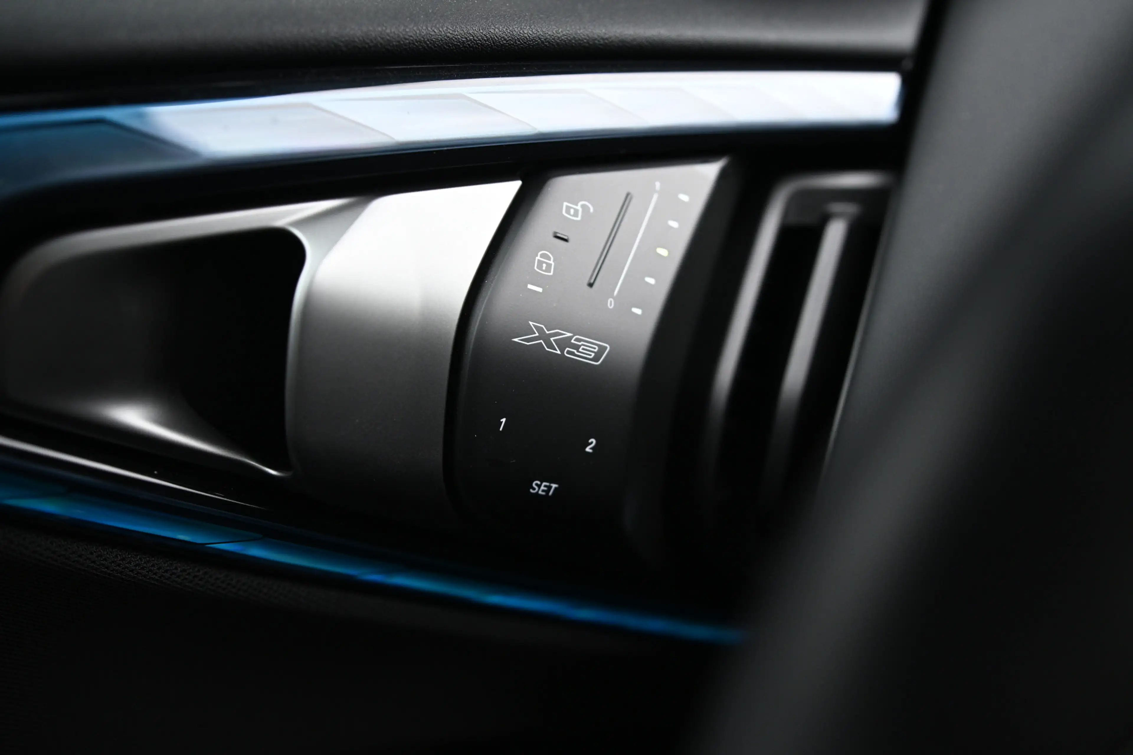 BMW X3 30e xDrive M Sport Automaat / Panoramadak / Trekha — photo 13