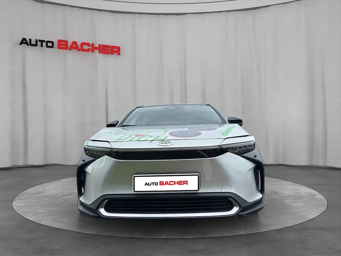 Toyota bZ4X BZ4X Allrad Elektro 71,4kWh Aut. Silber - 2