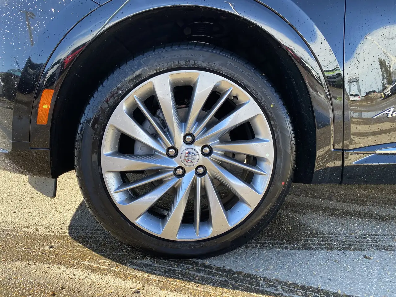 Buick Envision снимка Buick Envision