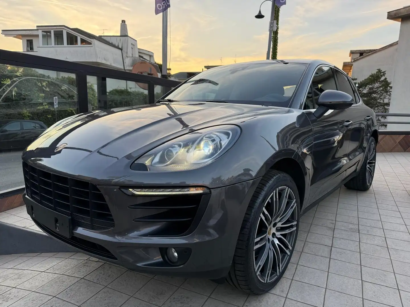 Porsche Macan Porsche Macan S Diesel 3.0 V6 258cv TETTO PELLE Grigio - 1
