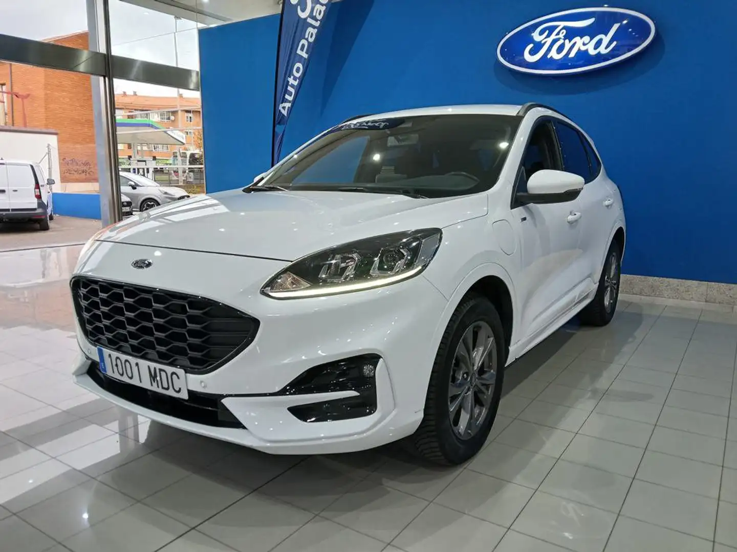 Ford Kuga Plug-in Híbrido K2.5 Duratec PHEV ST-Line 4x2 Blanco - 1
