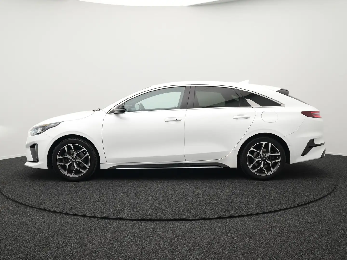 Kia ProCeed / pro_cee'd 1.4 T-GDI GT-Line 140pk Automaat | Adaptive Cruise Wit - 2