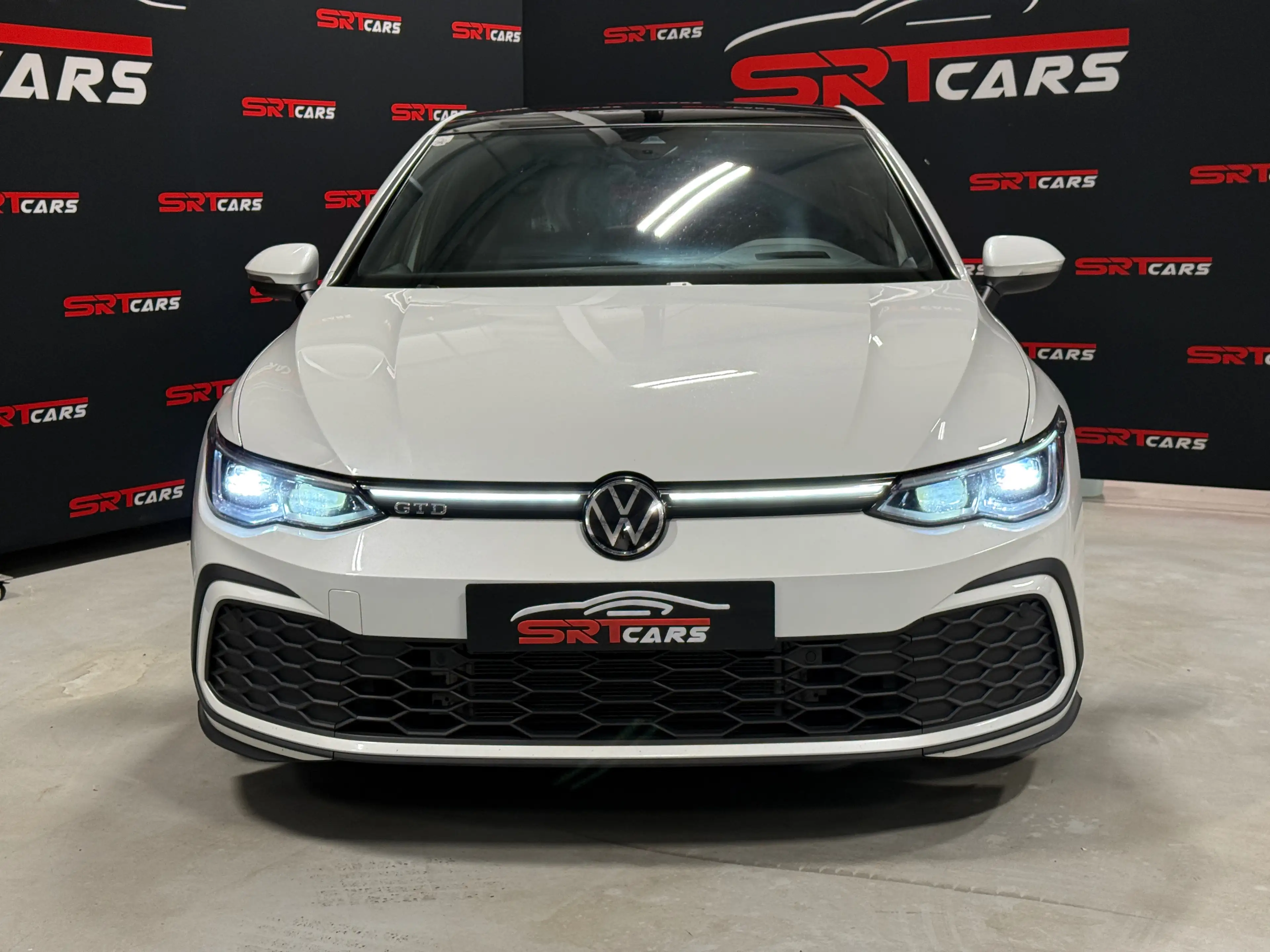 Volkswagen Golf GTD 2.0 TDI Aut.*Pano*LED Matrix*IQ*HeadUp* 1.BESITZ — photo 4