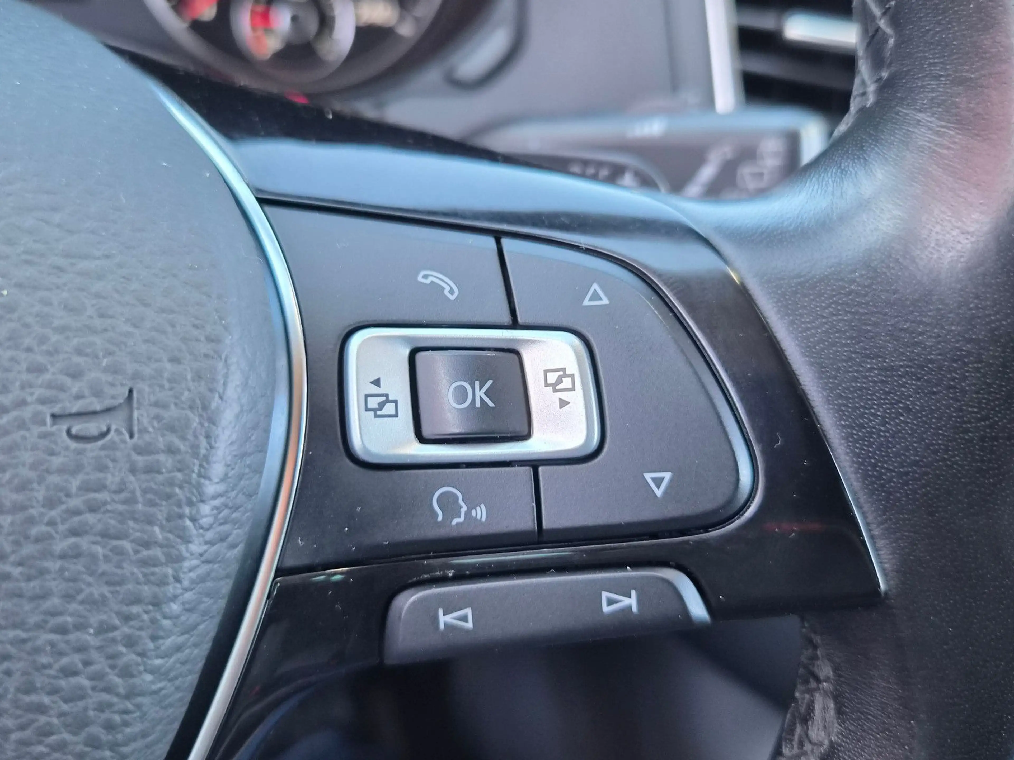 Volkswagen Sharan Highline 2.0TDI DSG, GARANTIE, Teilleder, — photo 16
