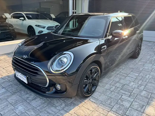 MINI Cooper D Clubman Mini IV F54 2019 Clubman 2.0 Exclusive auto