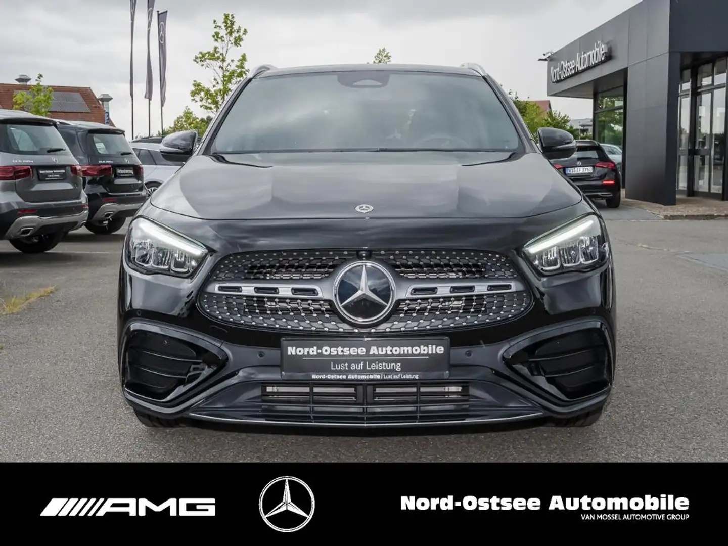Mercedes-Benz GLA 200 d AMG ADV.+ KAMERA AHK KEYLESS LED MBUX Noir - 2