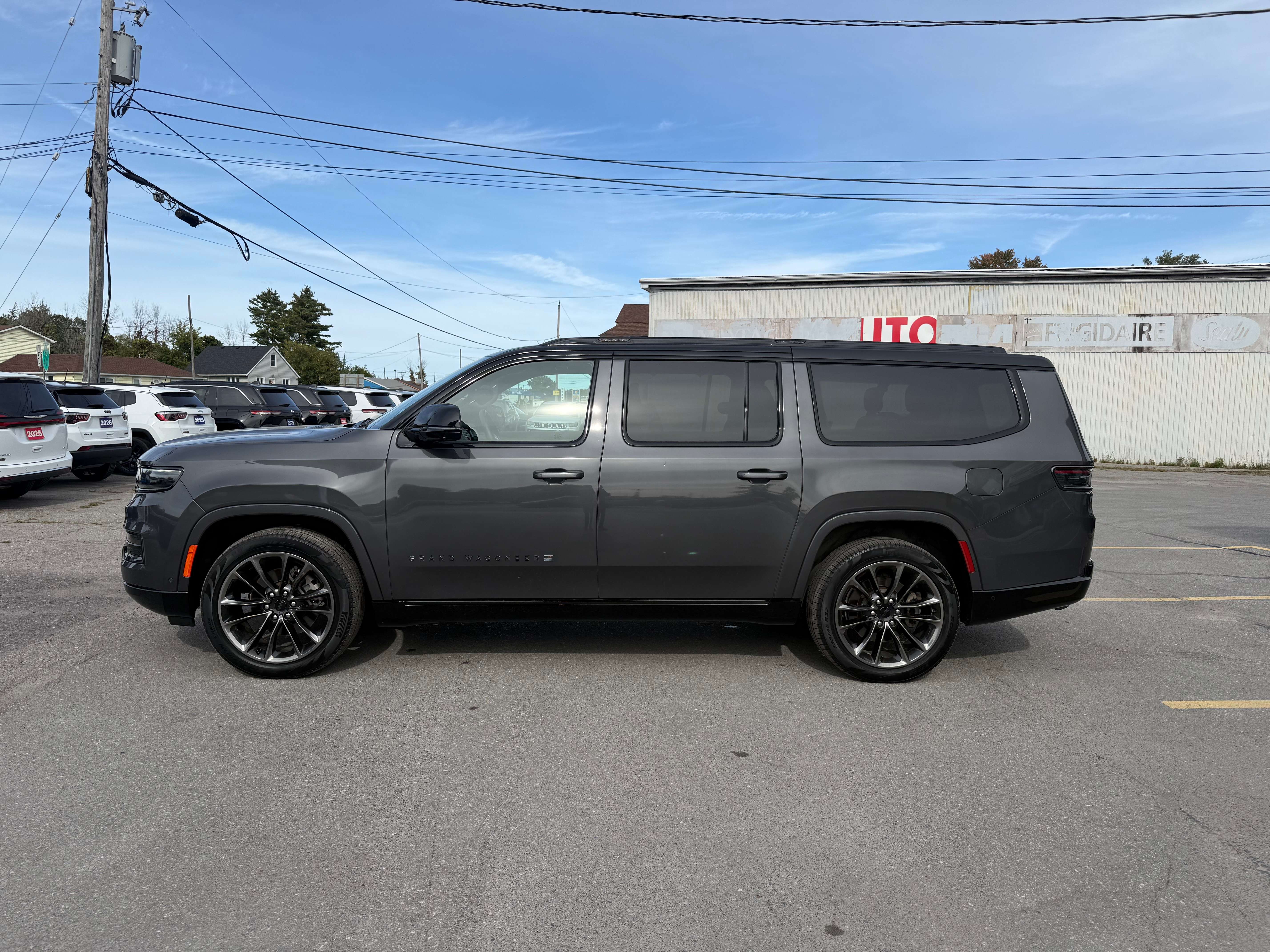 2025 Jeep Grand Wagoneer L