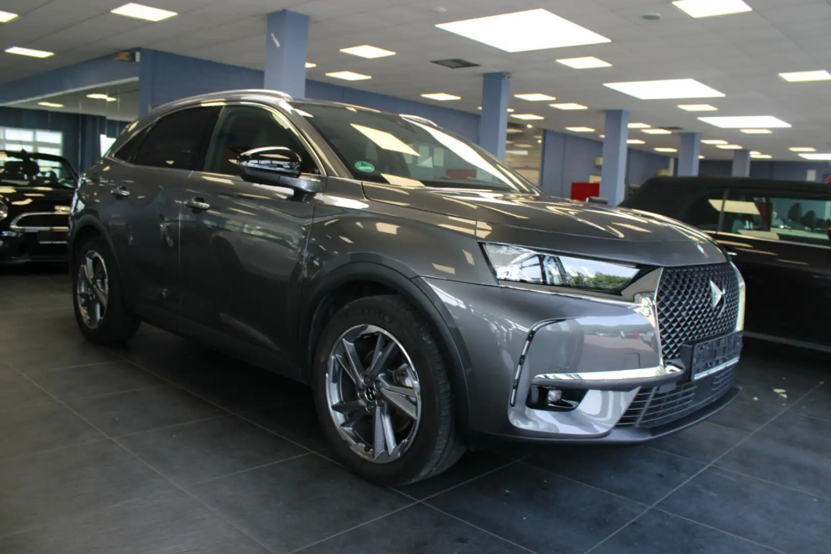 DS Automobiles 4x4 BASTILLE+ Grau - 1