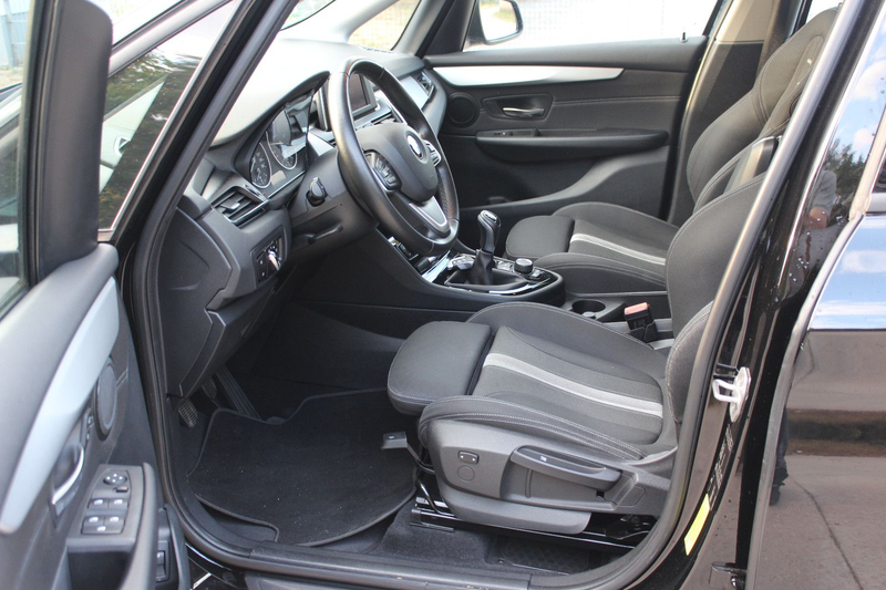 BMW 218 2 Active Tourer 218 i Advantage — photo 10