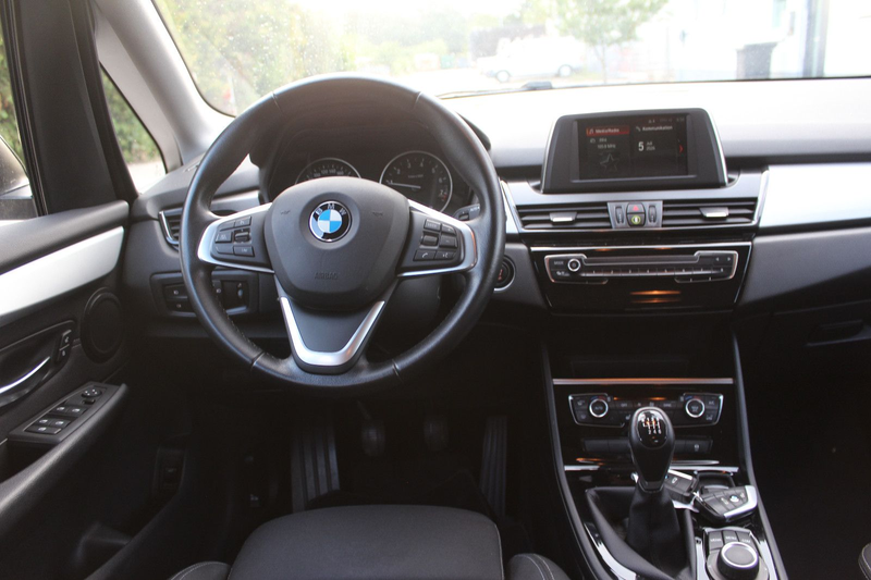 BMW 218 2 Active Tourer 218 i Advantage — photo 14