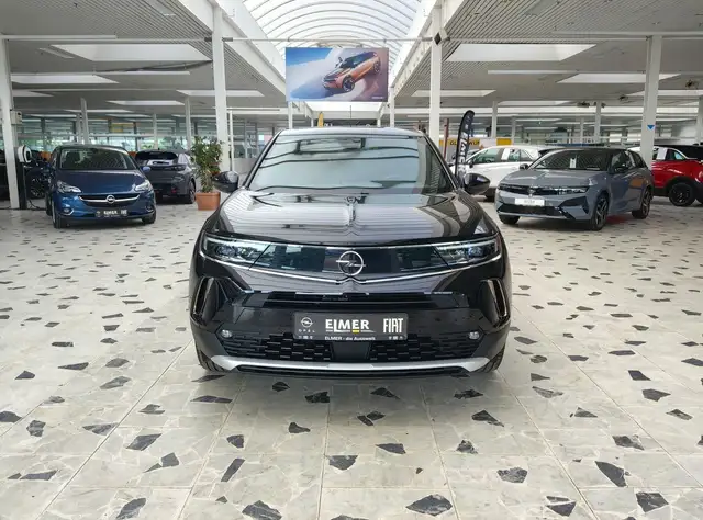 Opel Mokka-E view 3