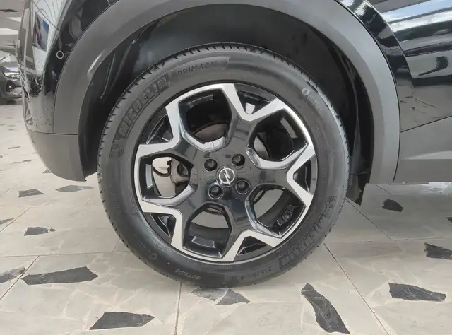 Opel Mokka-E view 8