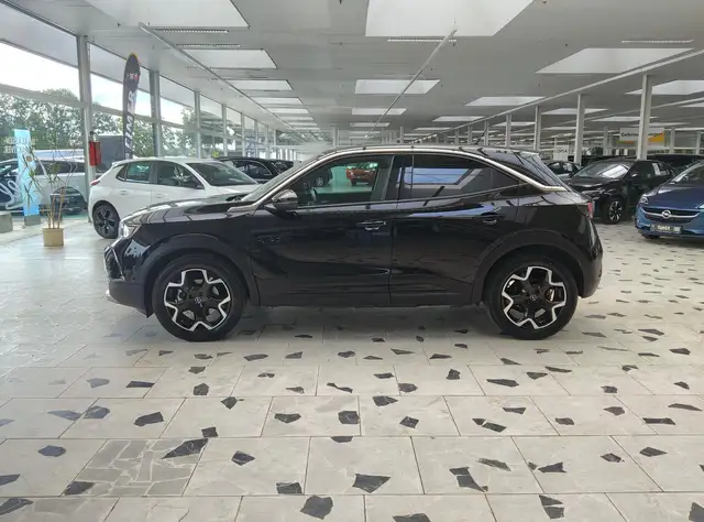 Opel Mokka-E view 4