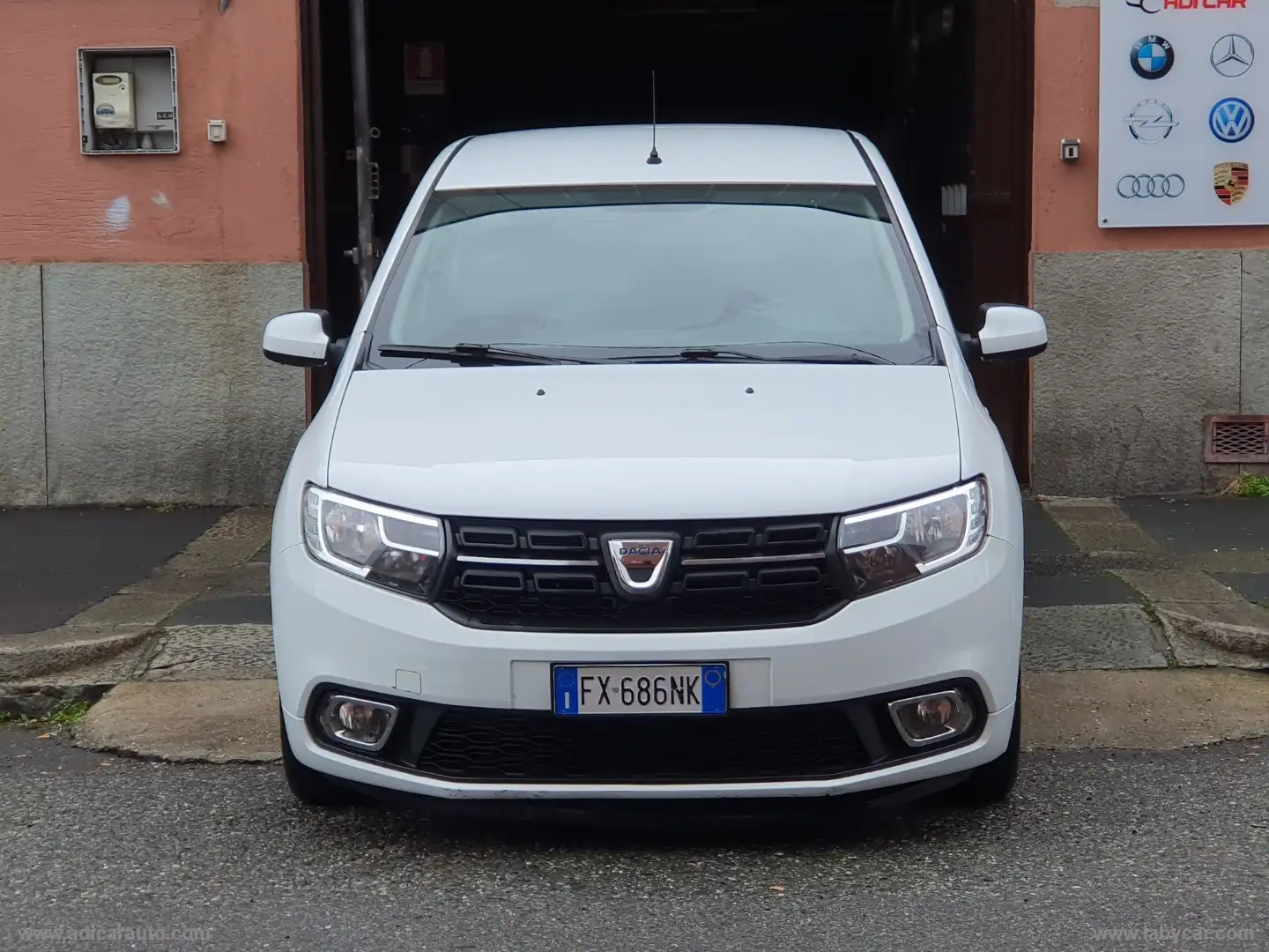 Dacia Sandero 0.9 TCe 12V T-GPL 90 CV S&S Blanco - 2