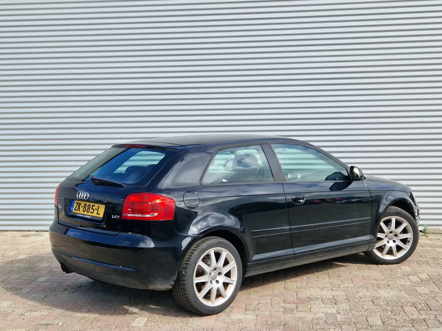 Audi A3 1.4 TFSI Attraction | Nieuw Binnen | Stoelverwarmi Nero - 2