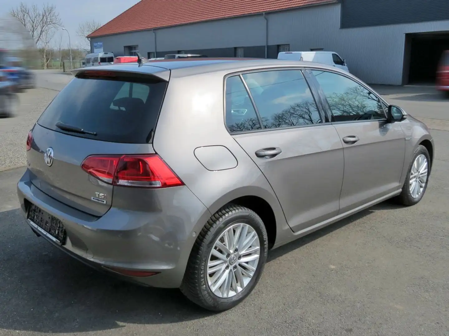 Volkswagen Golf VII Cup BMT 1.4 TSI Navi Bi-Xenon ACC Kamera Grigio - 2