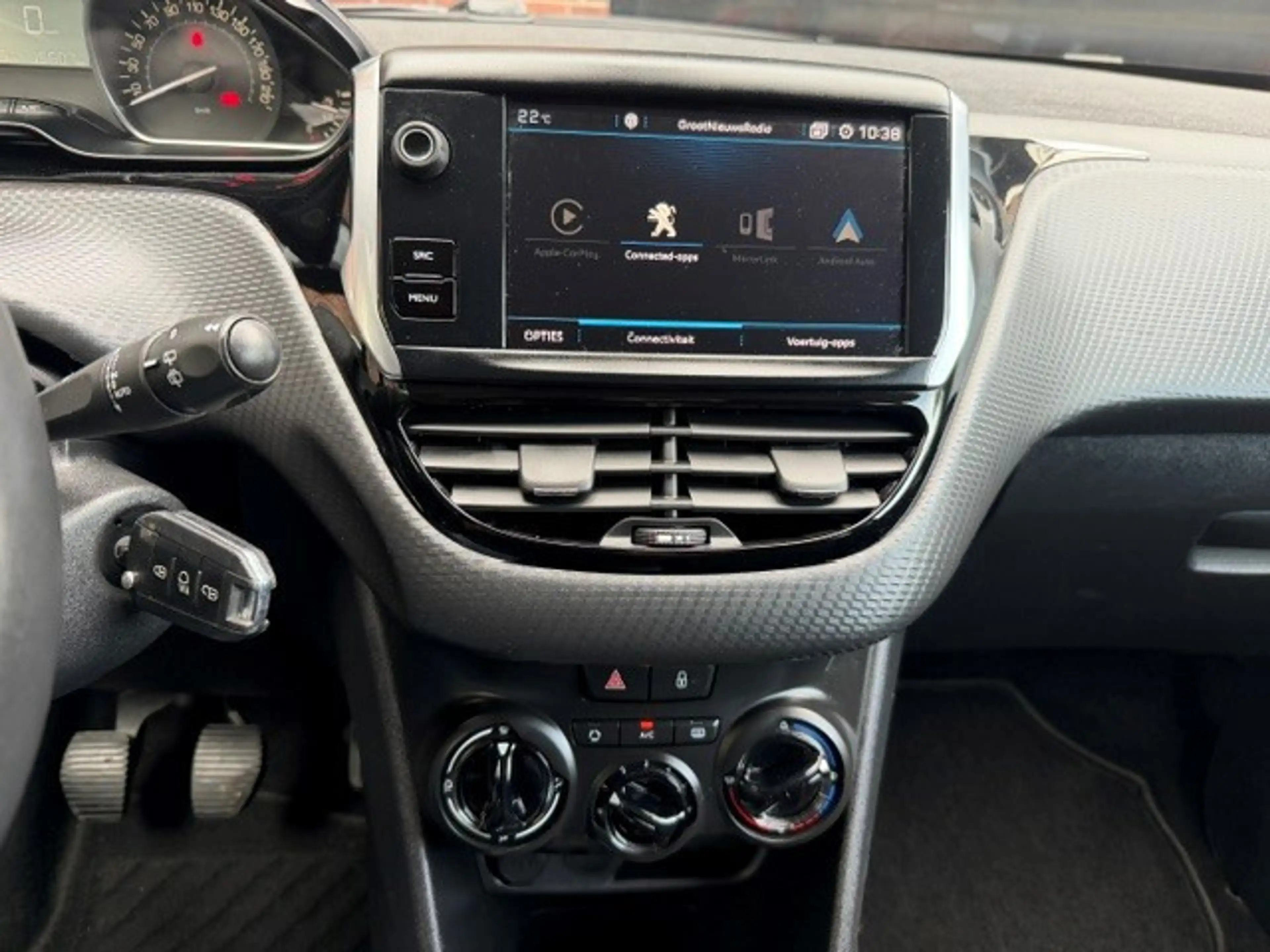 Peugeot 208 1.2 PureTech Signature / bj.2019 / kleur: zwart/ n — photo 13