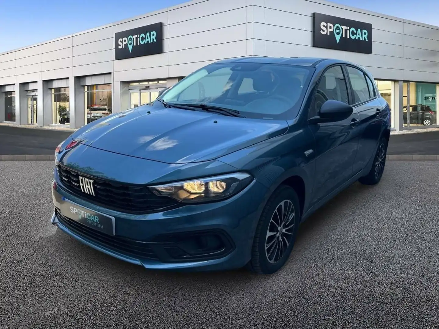 Fiat Tipo HB Diesel 1.6 97kW (130CV) manual - Azul - 1