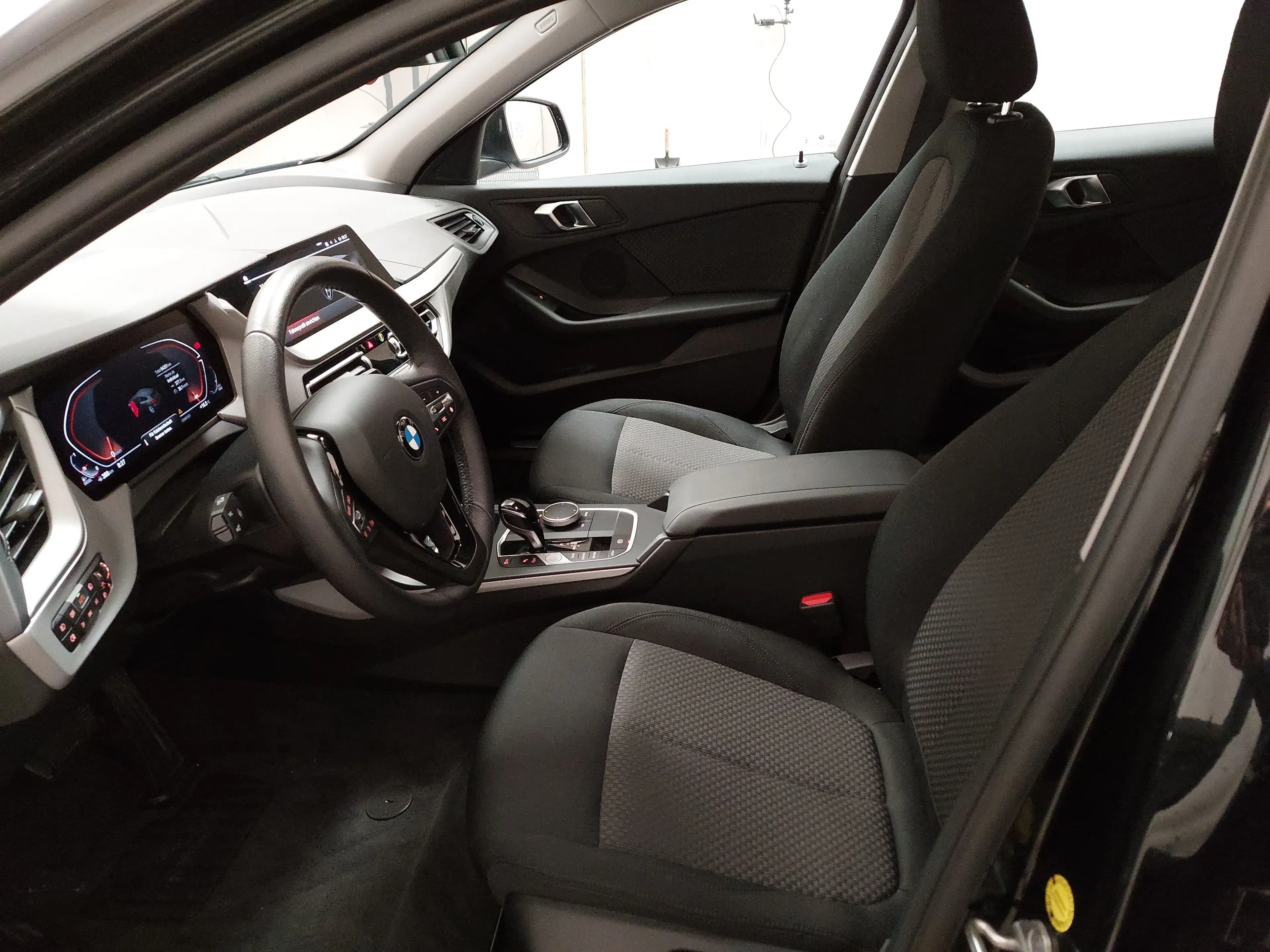 BMW 120 dA Advantage Navi LED LC-Pro PDC SHZ — photo 6