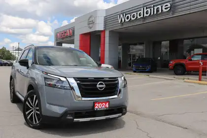 Gray 2024 Nissan Pathfinder SUV / Crossover All-Wheel Drive Automatic